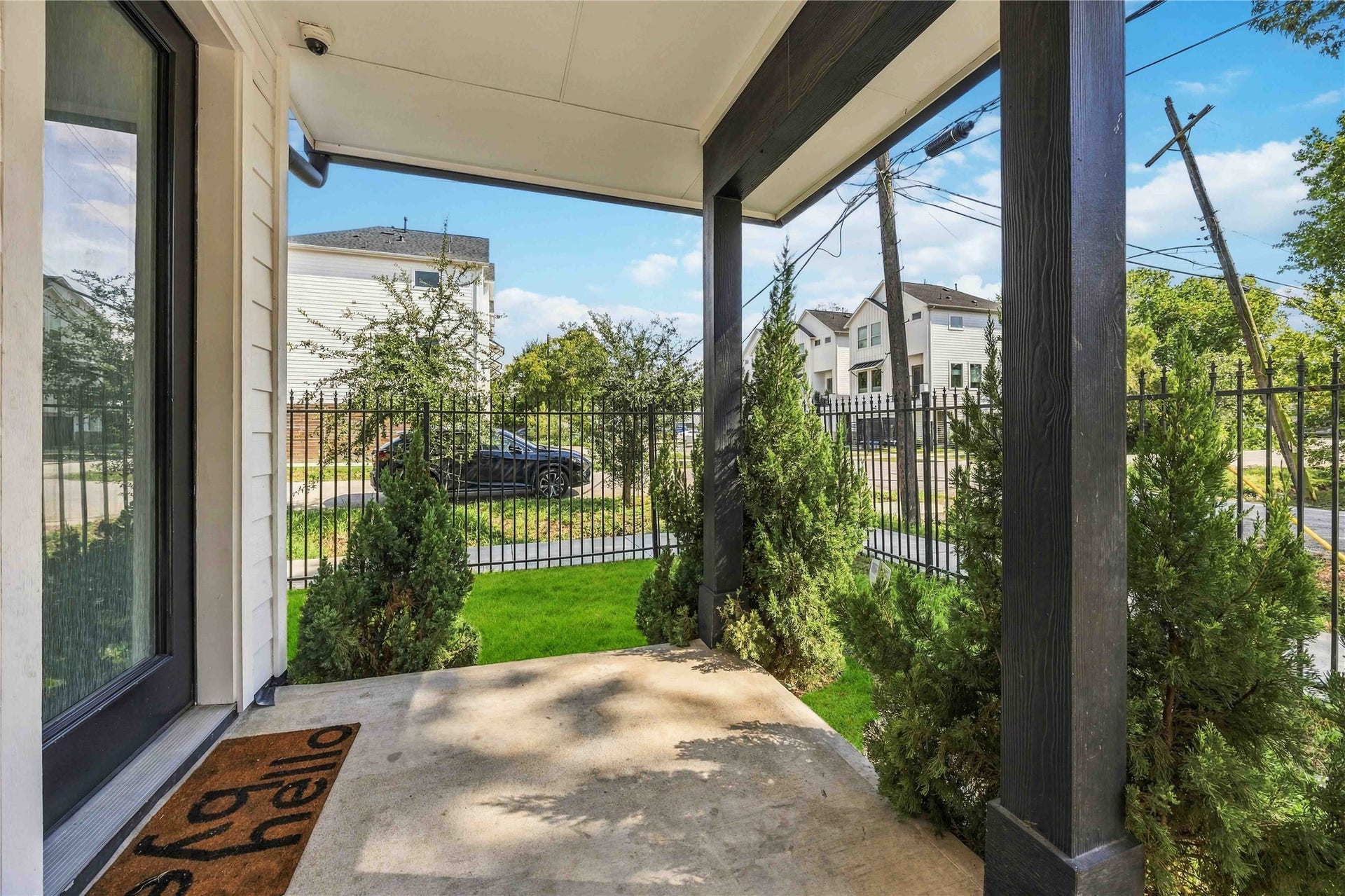 3369 Daphne Street, Houston, TX 77021