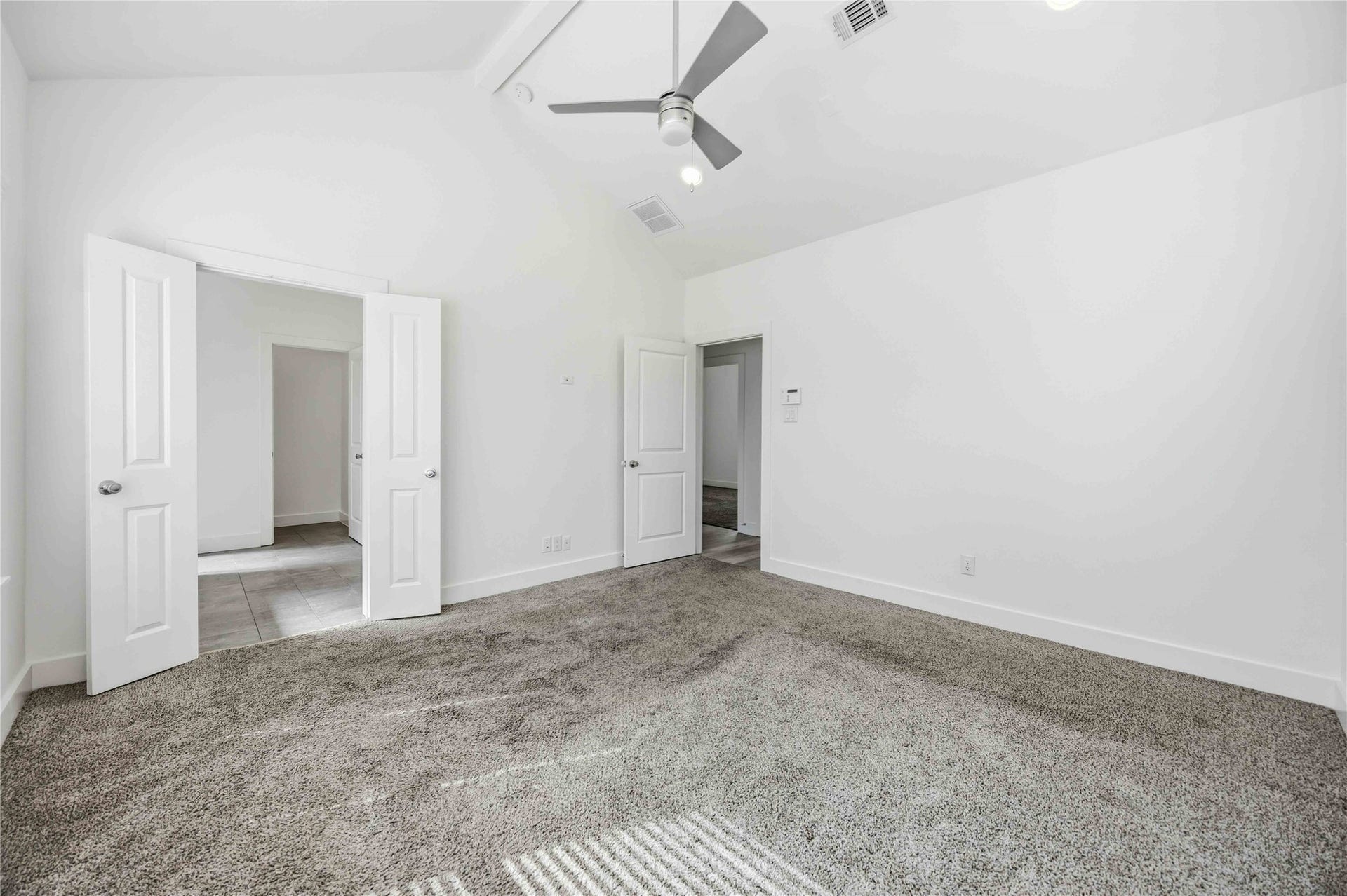 3369 Daphne Street, Houston, TX 77021