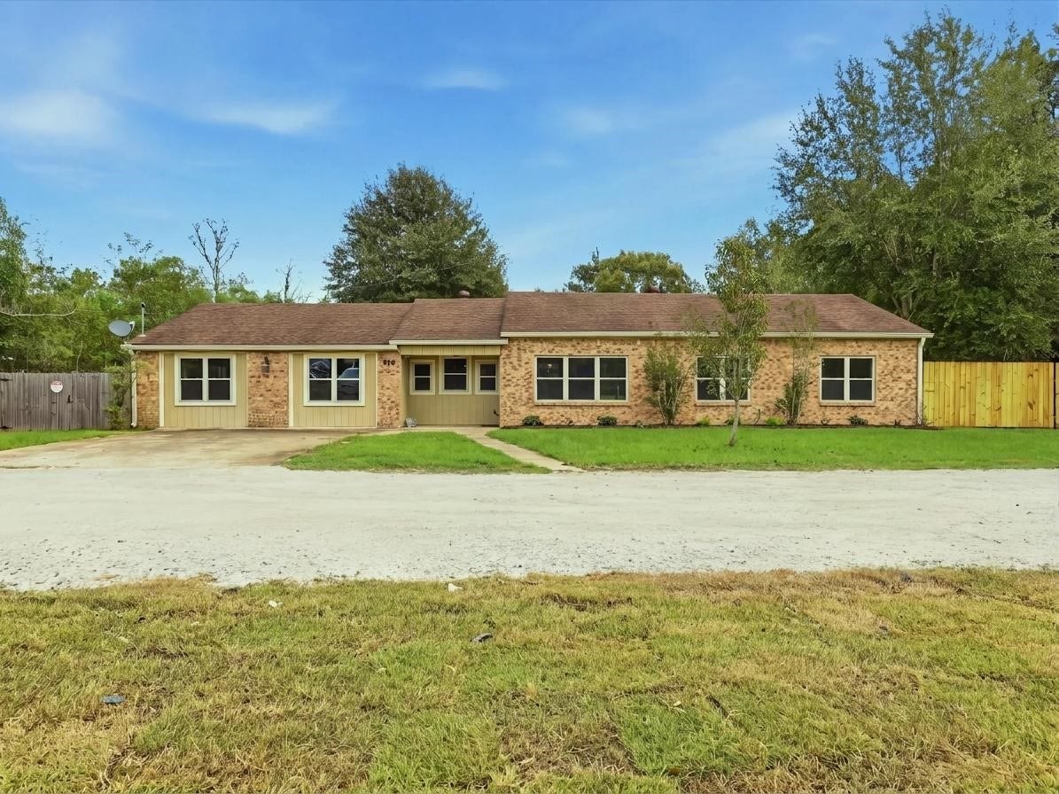 416 Craft Lane, Orange, TX 77632 416 Craft Lane, Orange, TX 77632