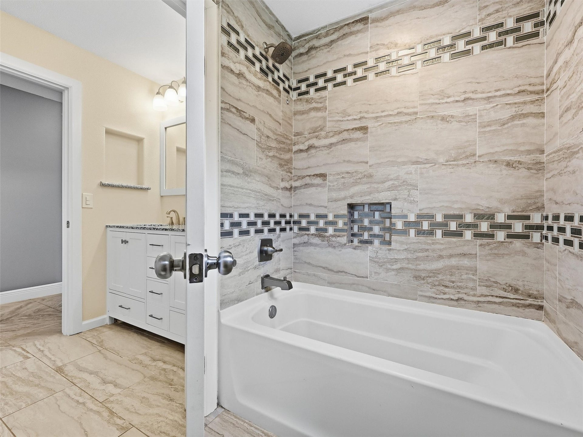 416 Craft Lane, Orange, TX 77632 416 Craft Lane, Orange, TX 77632