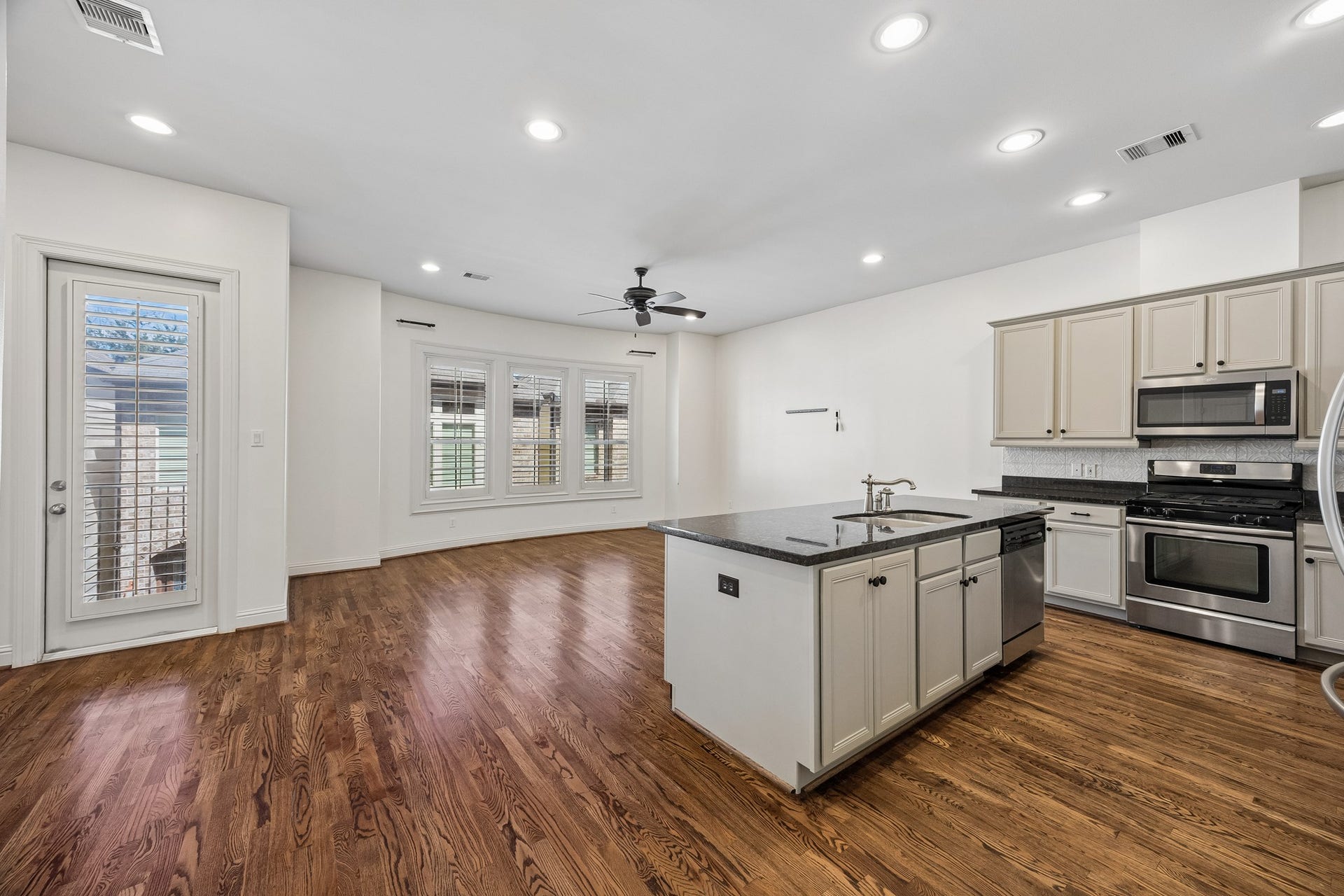 1222 Sampson Street, Houston, TX 77003 1222 Sampson Street, Houston, TX 77003