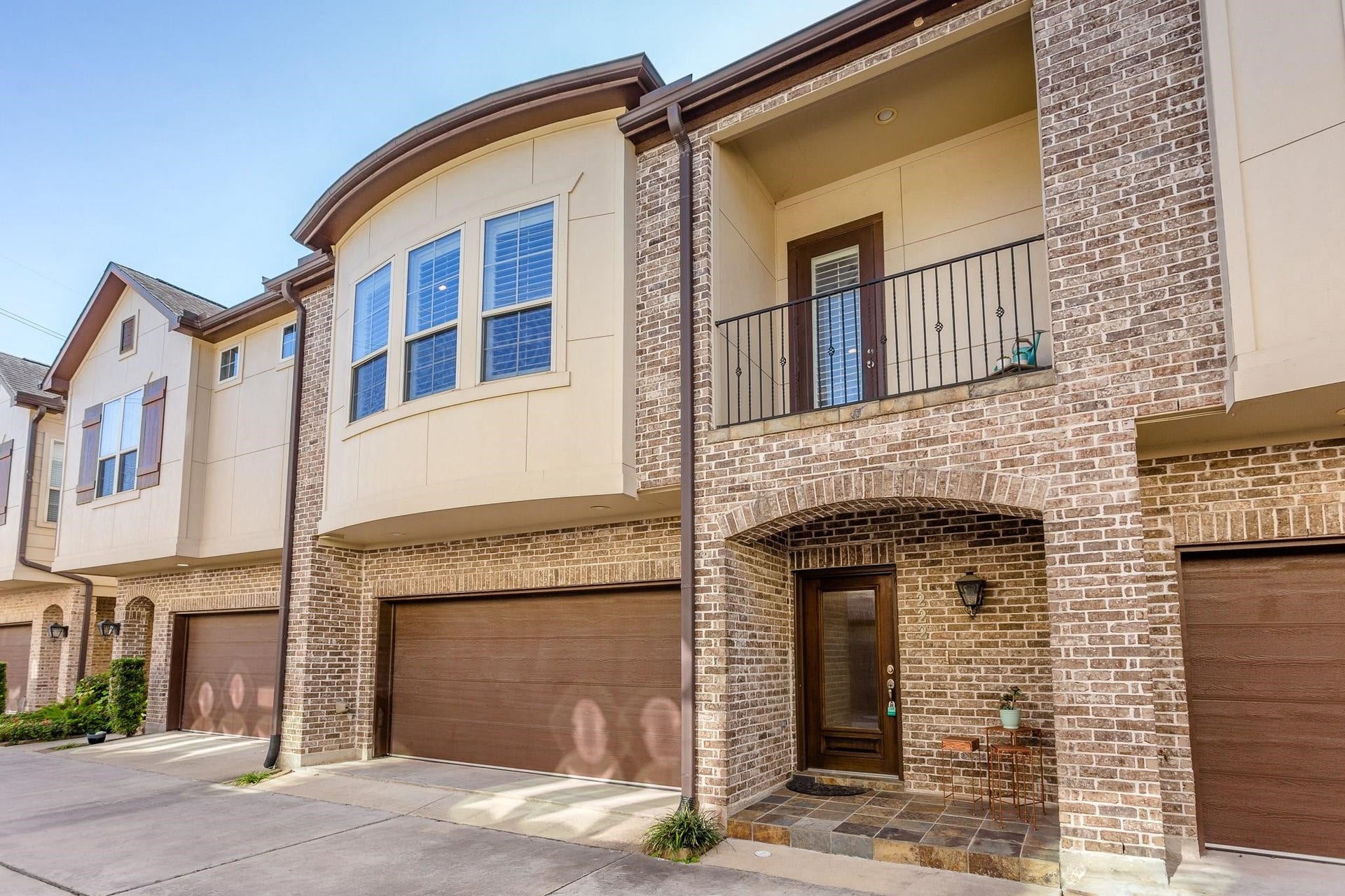 1222 Sampson Street, Houston, TX 77003 1222 Sampson Street, Houston, TX 77003