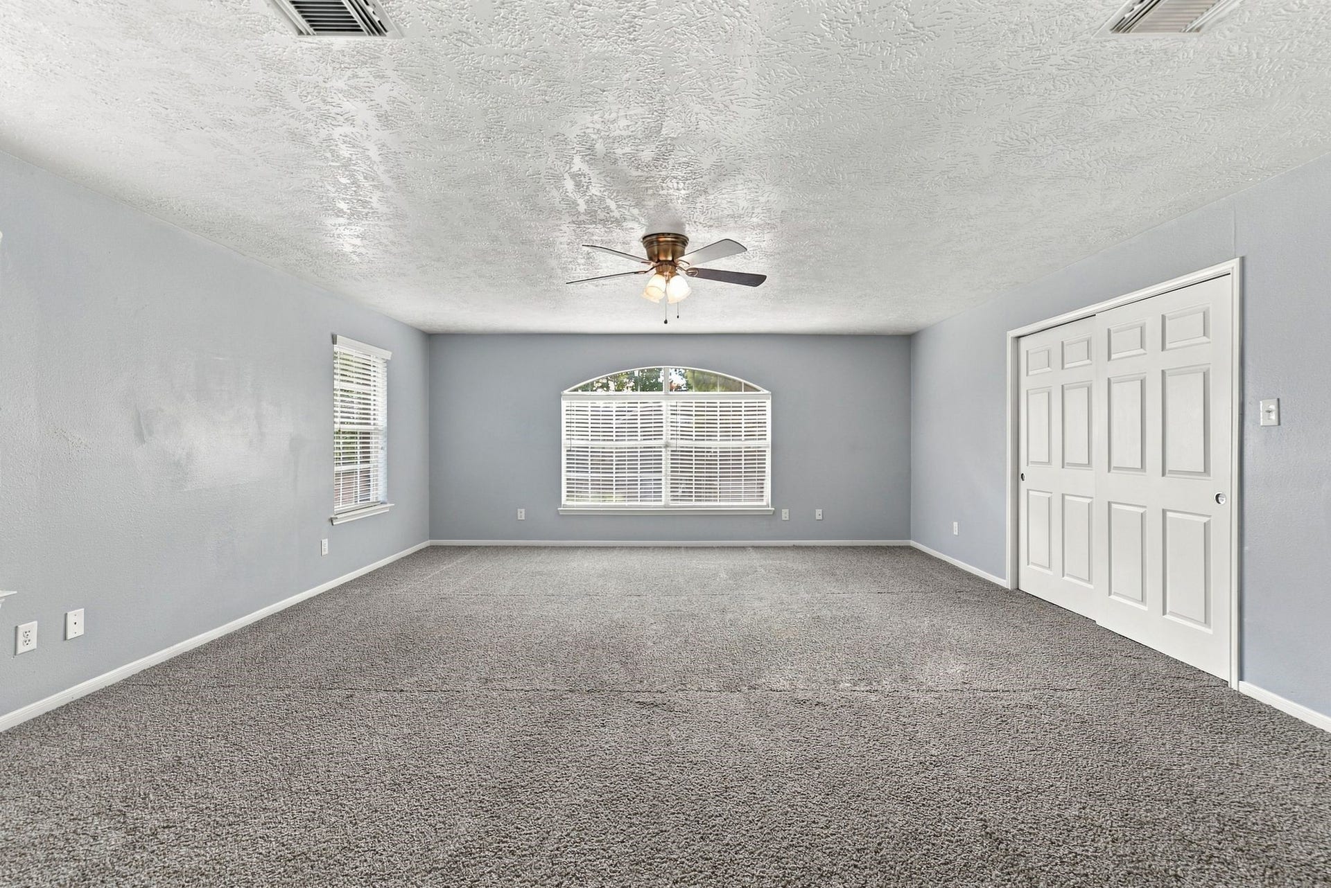 19118 Sprintwood Court, Humble, TX 77346
