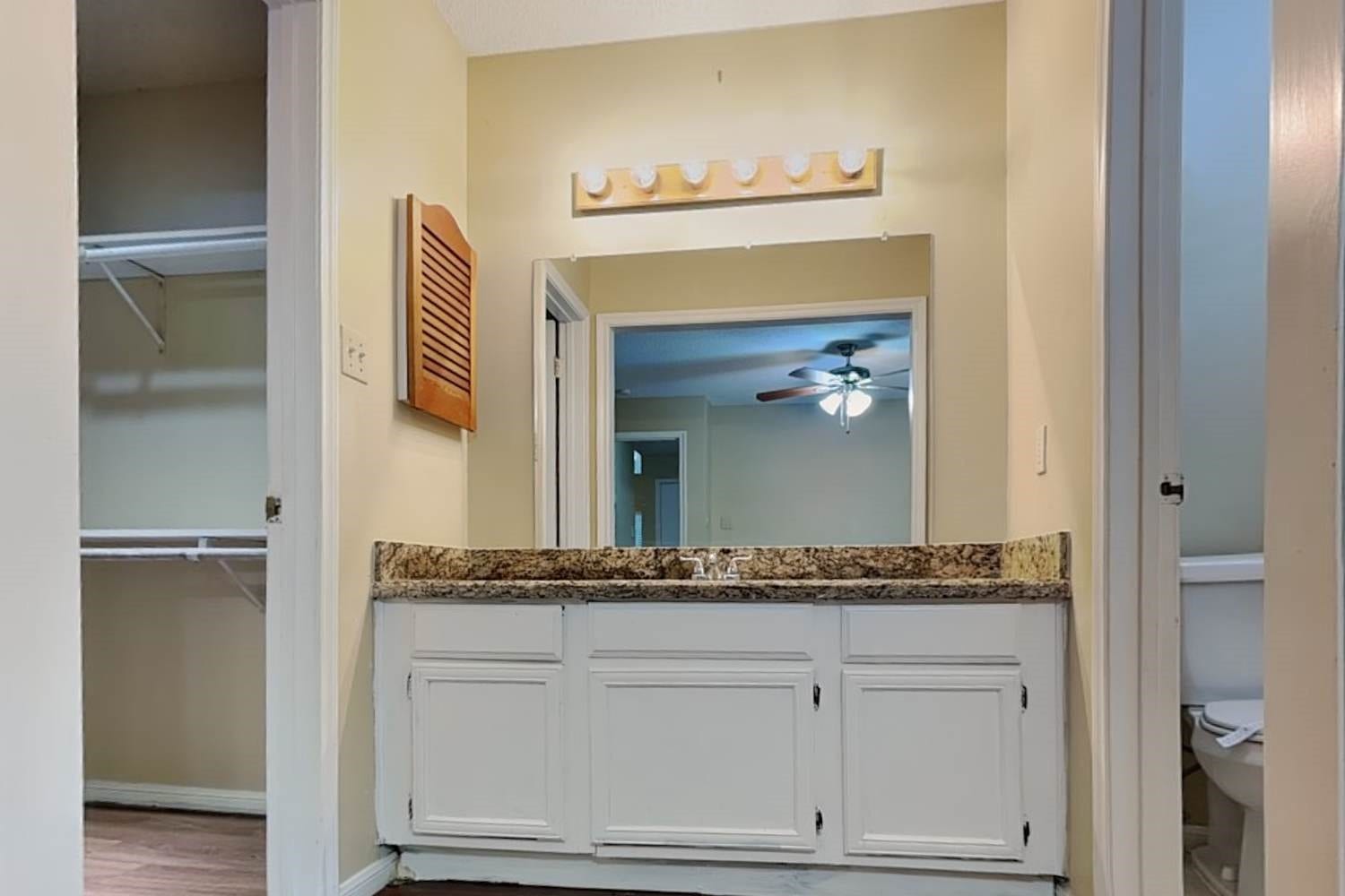 11 Brentwood Oaks Court, The Woodlands, TX 77381 11 Brentwood Oaks Court, The Woodlands, TX 77381