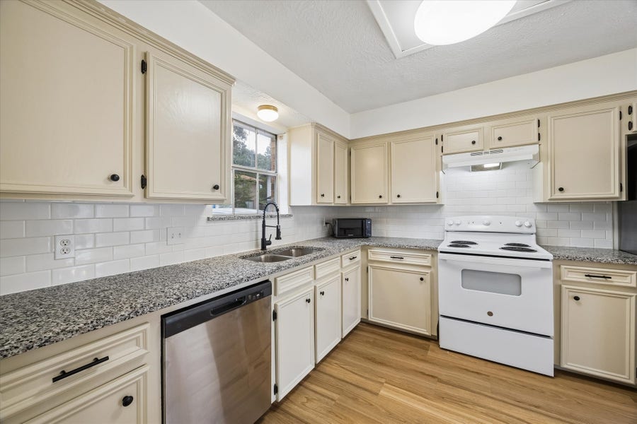 Property photo for 1600 Hazelwood Street, #B, Conroe, TX