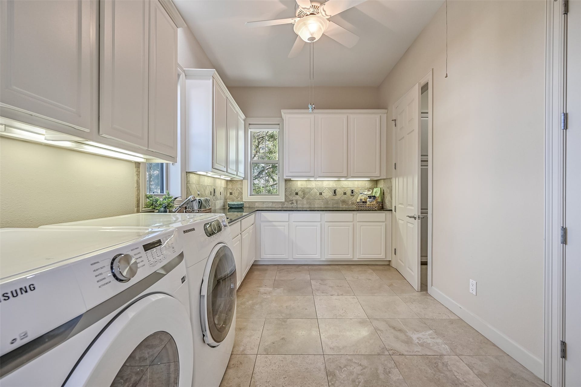 3310 Eckert Drive, Galveston, TX 77554