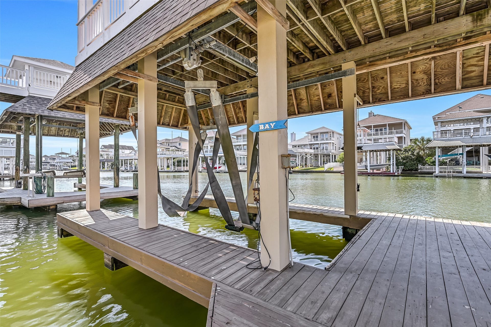 3310 Eckert Drive, Galveston, TX 77554