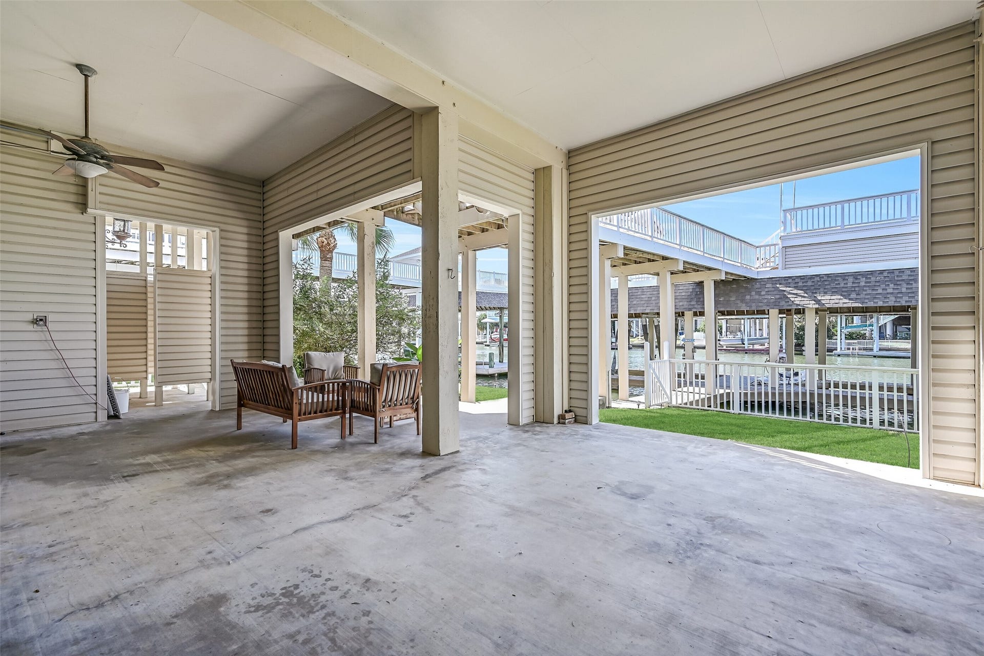 3310 Eckert Drive, Galveston, TX 77554