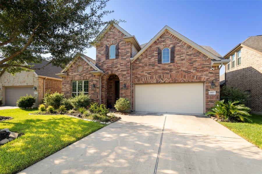 Property photo for 19823 Hamlet Shadow Lane, Cypress, TX