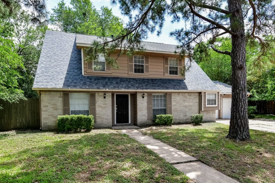 Property photo for 4311 Saratoga Drive, Houston, TX