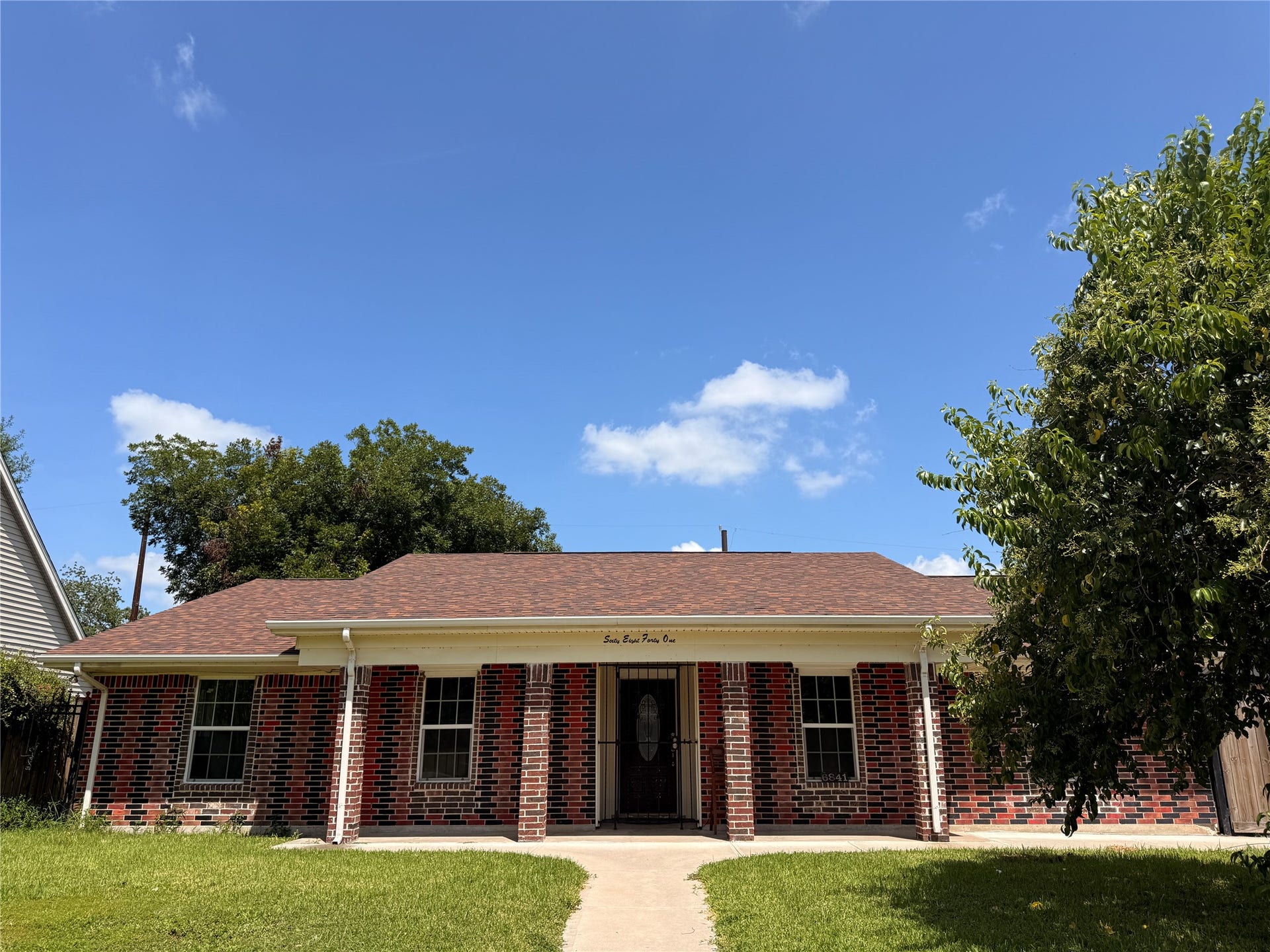 6841 Flamingo Drive, Houston, TX 77087 6841 Flamingo Drive, Houston, TX 77087