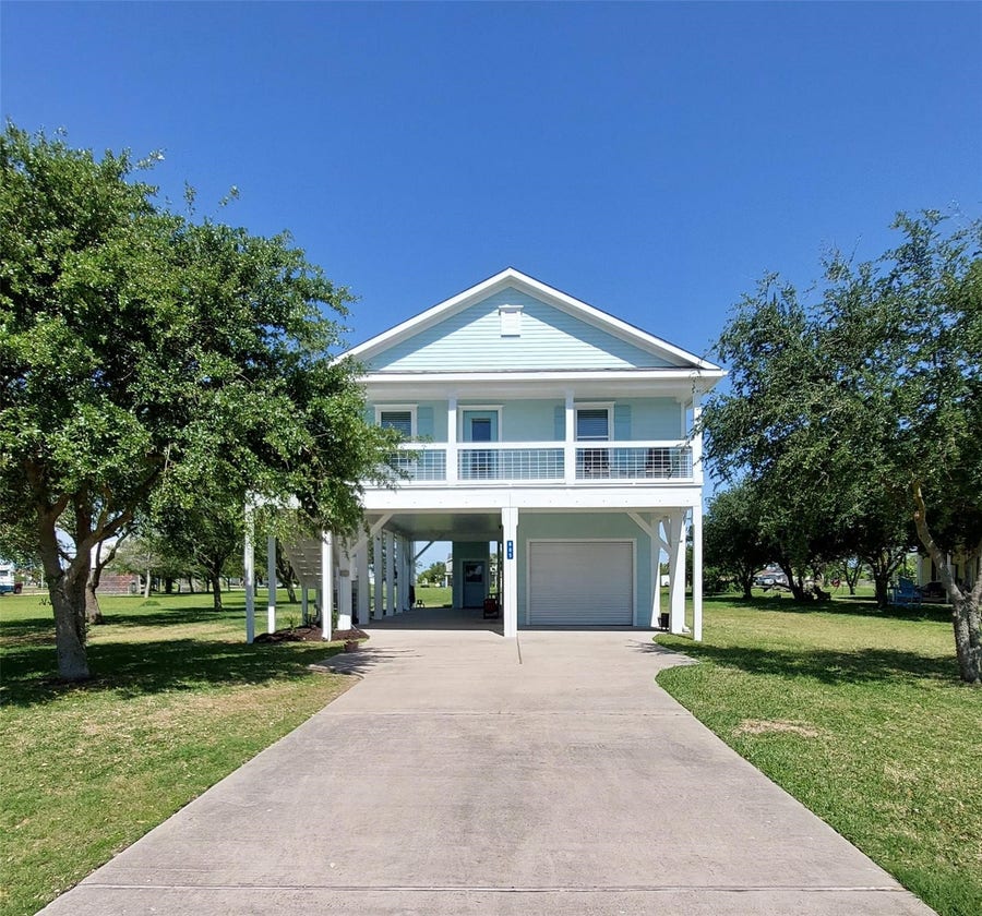 Property photo for 805 Nelson Avenue, Port Bolivar, TX