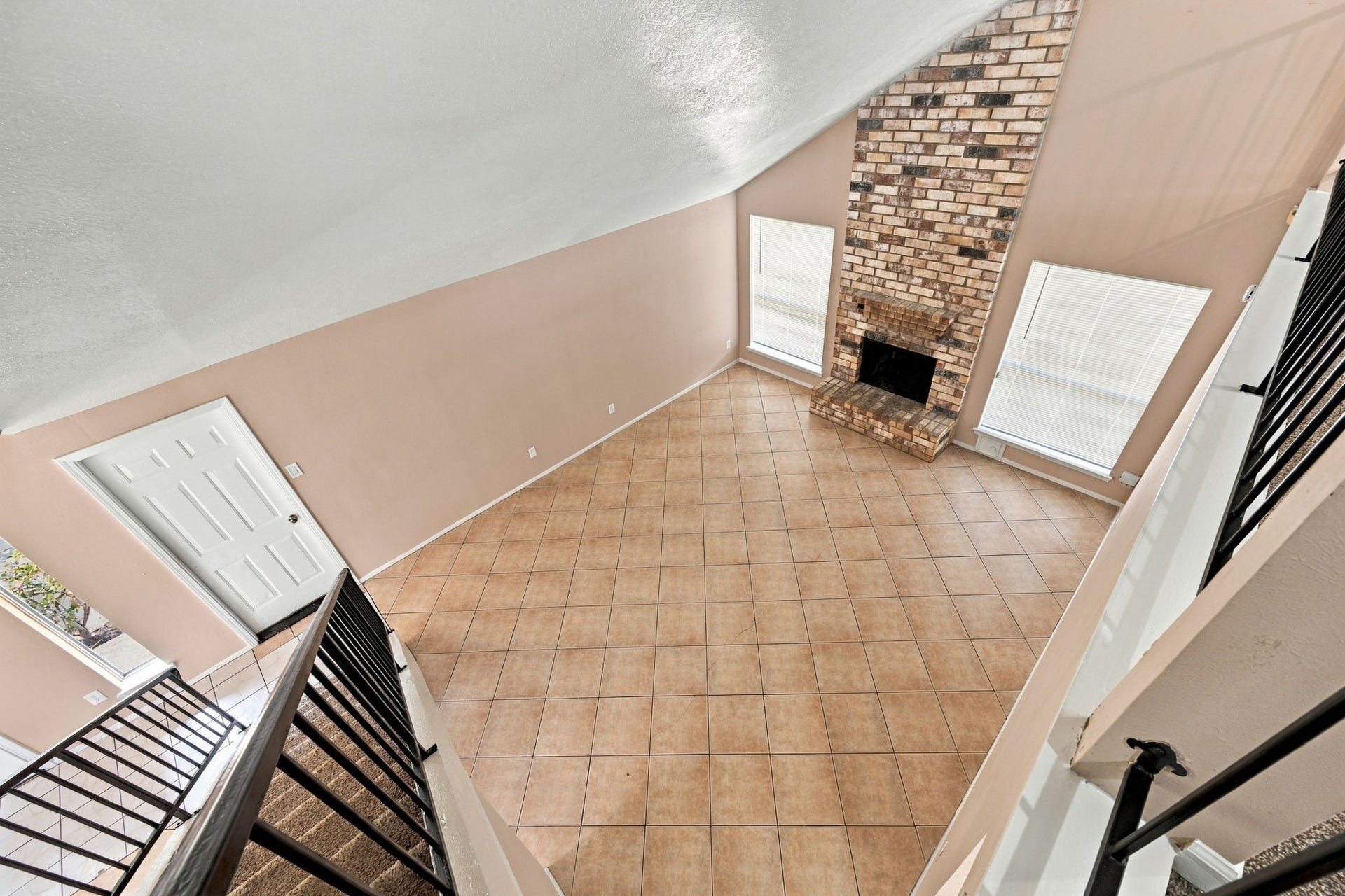 7726 Chaseview Drive, Houston, TX 77489 7726 Chaseview Drive, Houston, TX 77489