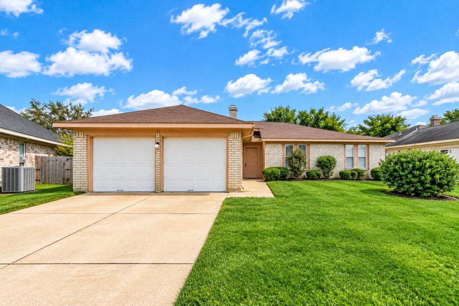 Property photo for 17726 Autumn Trails Lane, Houston, TX
