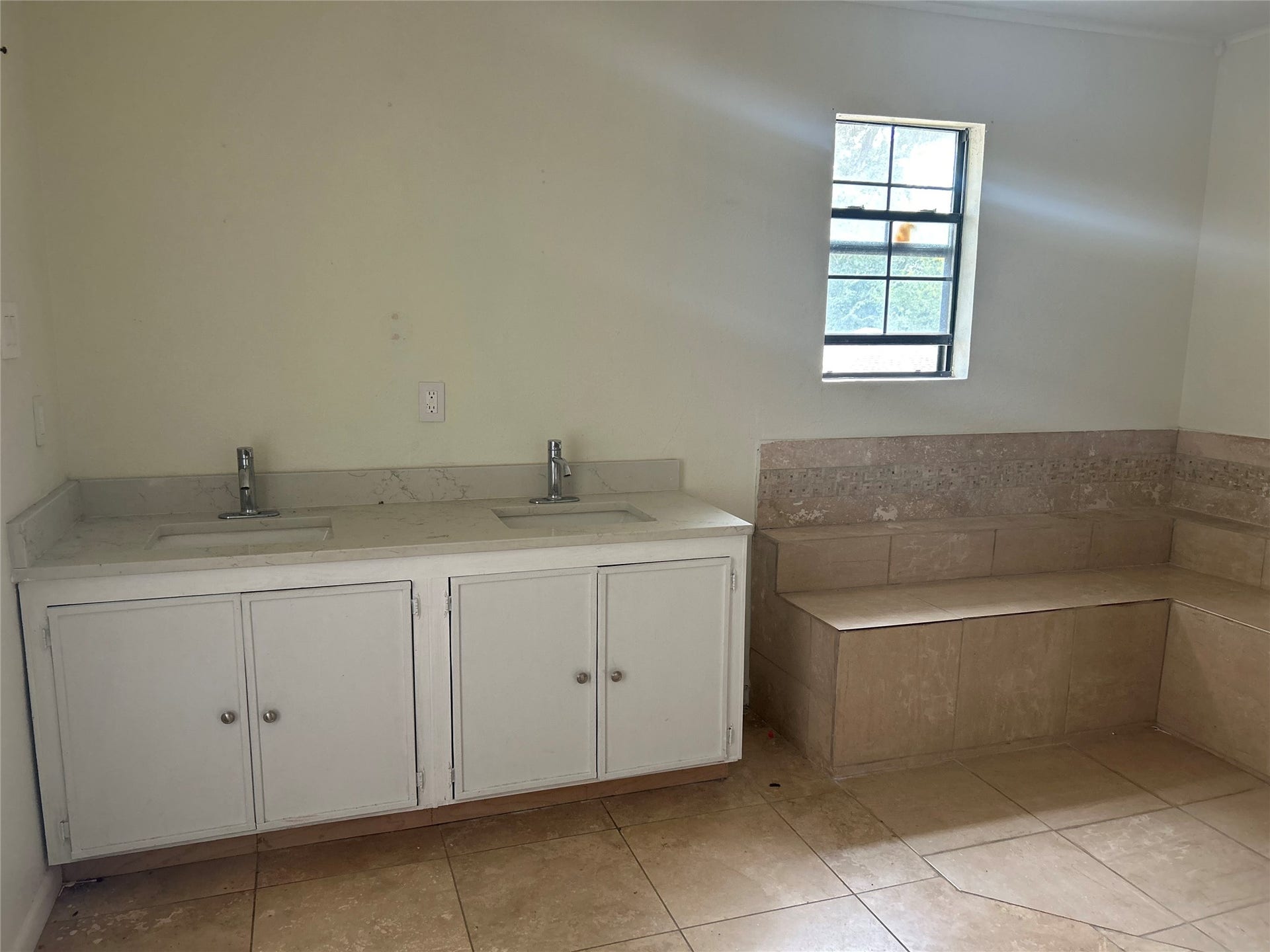 802 Marne Lane, Houston, TX 77090 802 Marne Lane, Houston, TX 77090