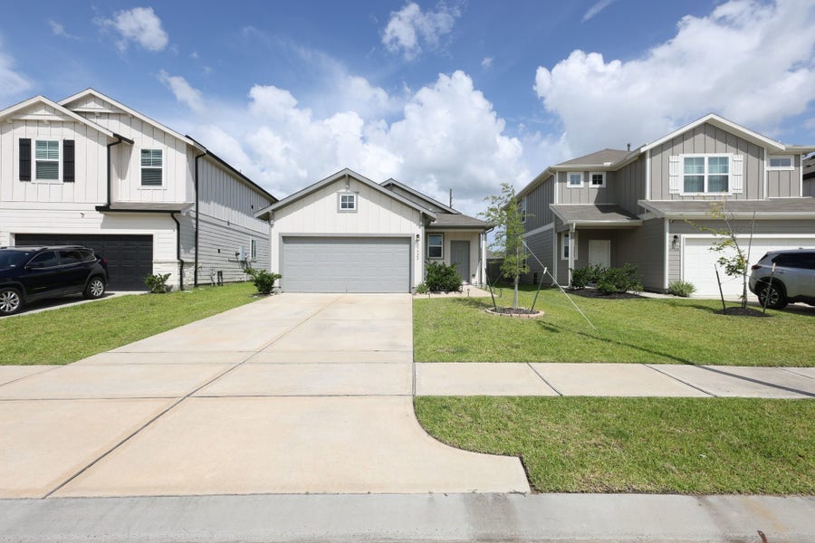 Property photo for 17922 Plow Beam Drive, Hockley, TX
