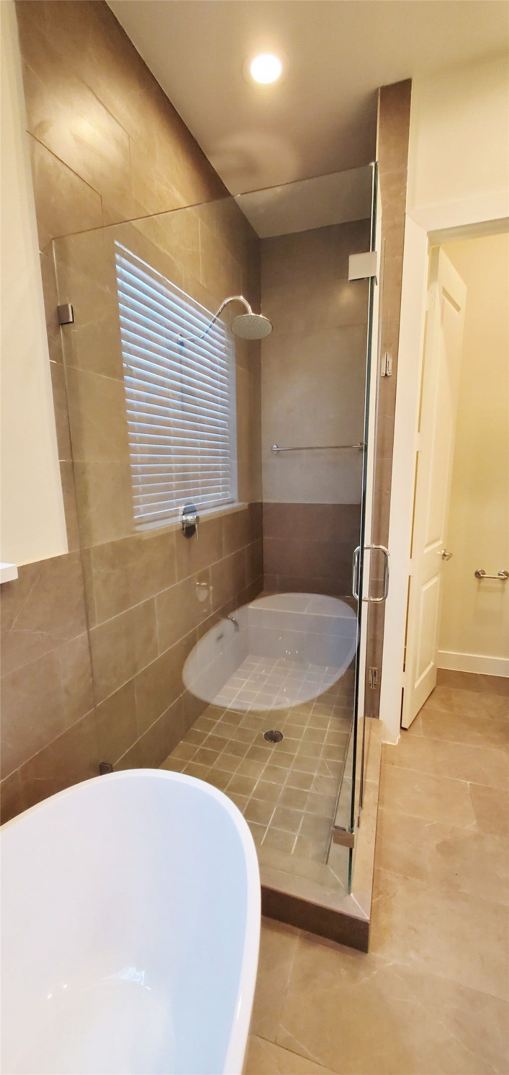 2980 Alice Street, Houston, TX 77054 Primary bathroom with separate walk-in shower