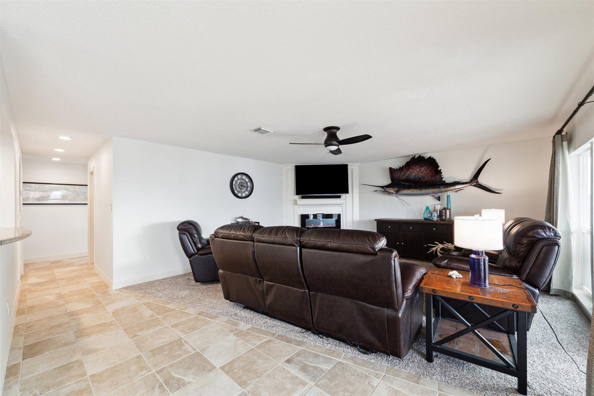 223 Easterly Drive, Tiki Island, TX 77554 223 Easterly Drive, Tiki Island, TX 77554