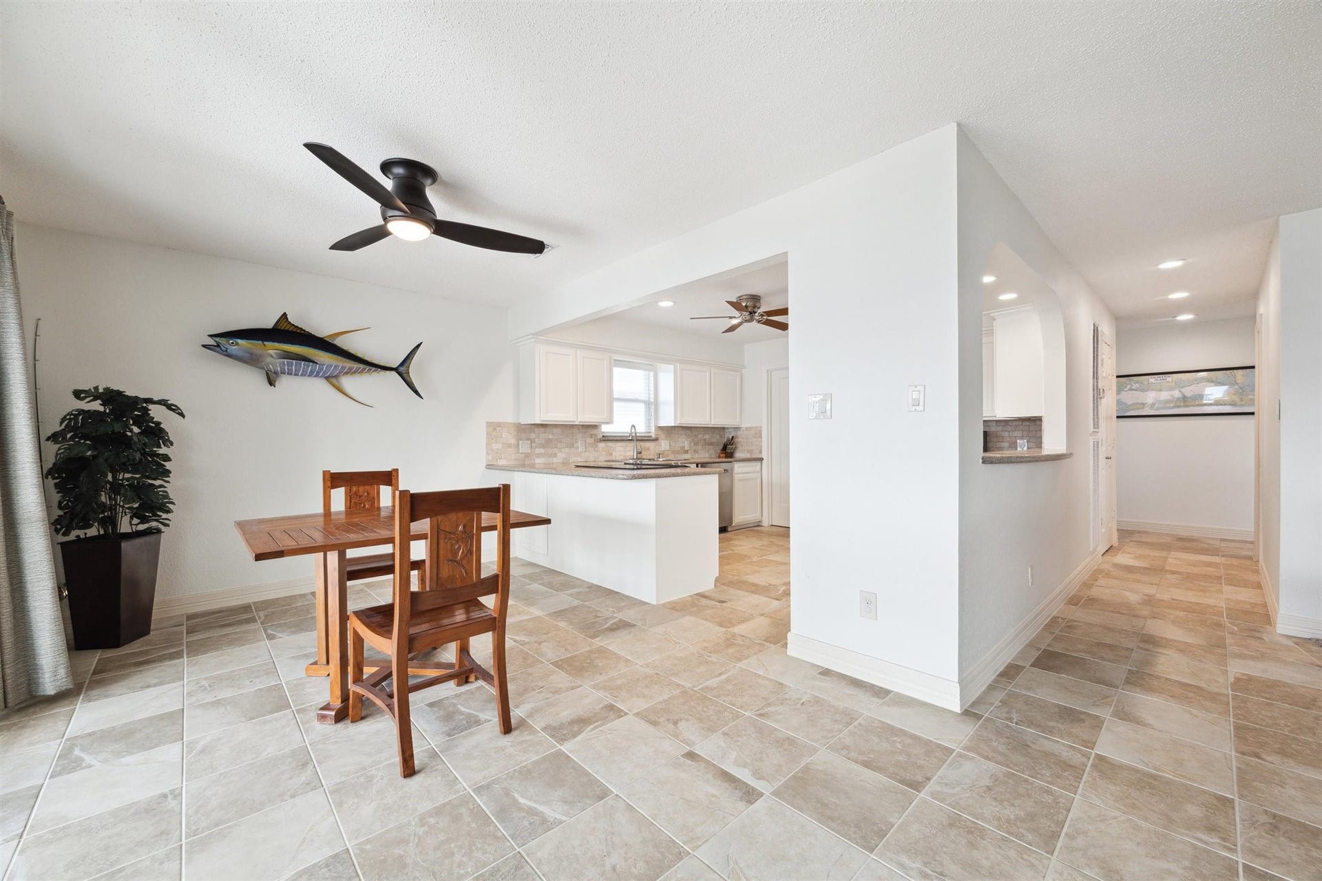 223 Easterly Drive, Tiki Island, TX 77554 223 Easterly Drive, Tiki Island, TX 77554