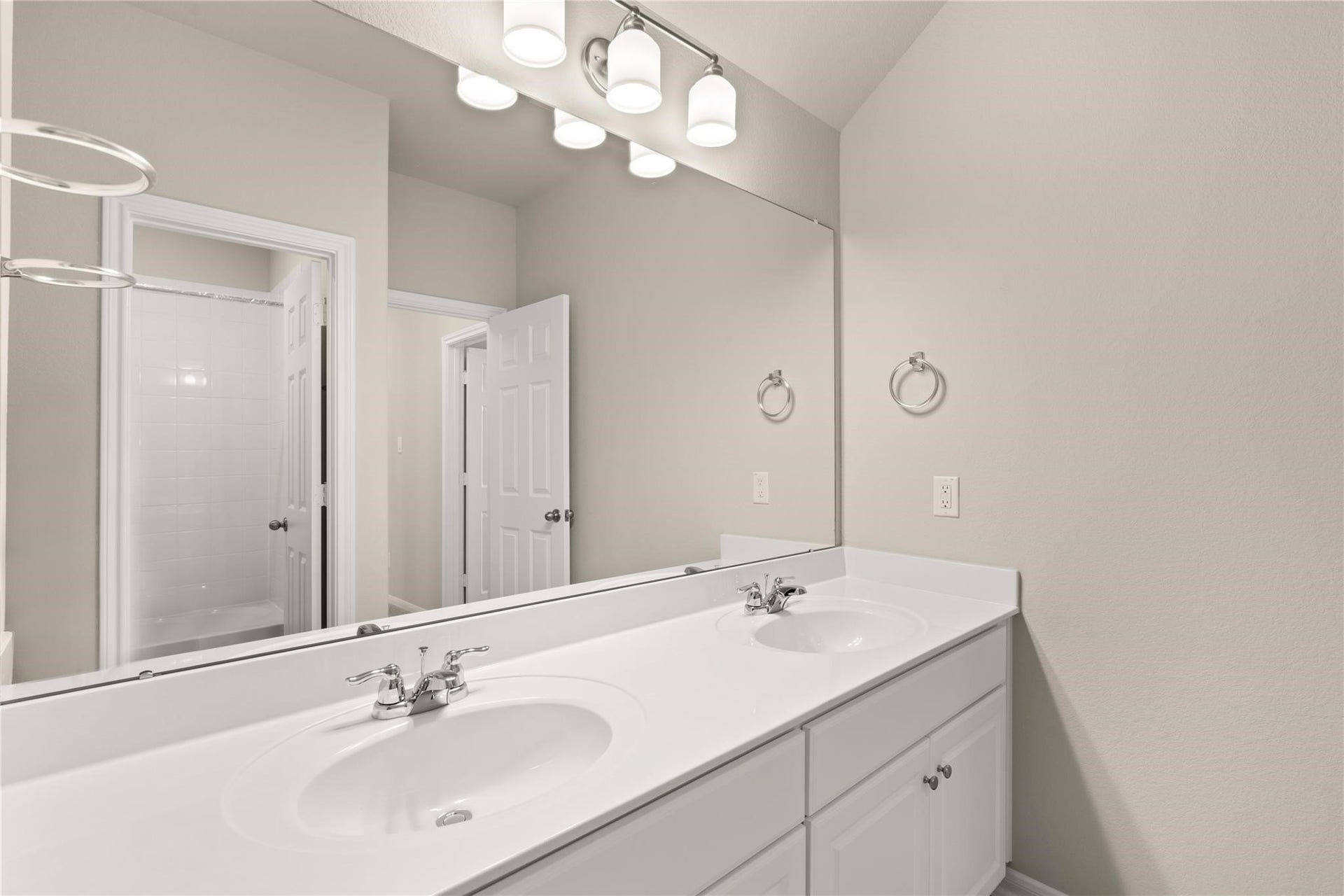 32306 Elmwood Manor, Waller, TX 77484