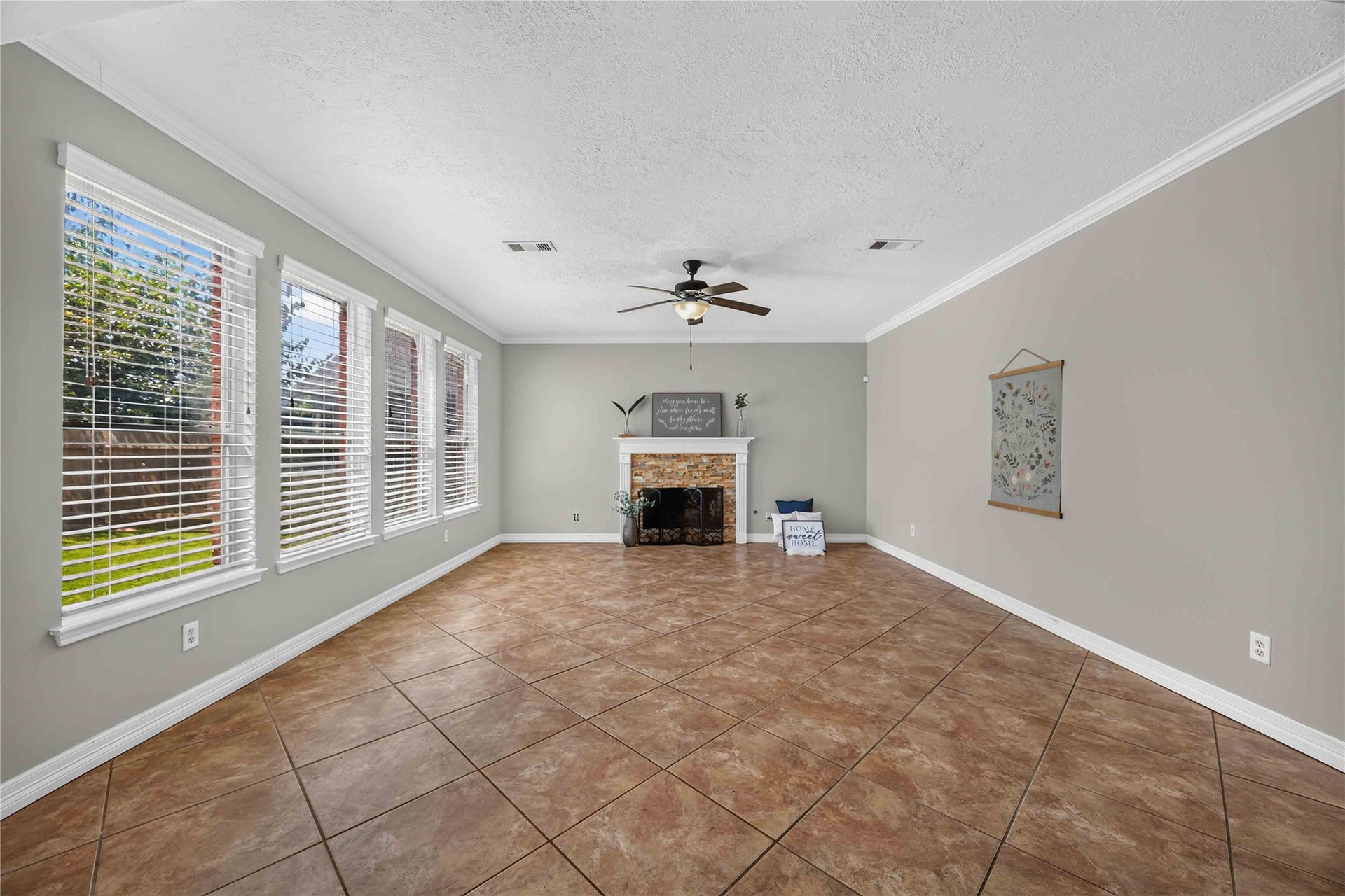 11618 Peachwood Lake Drive, Sugar Land, TX 77498 11618 Peachwood Lake Drive, Sugar Land, TX 77498