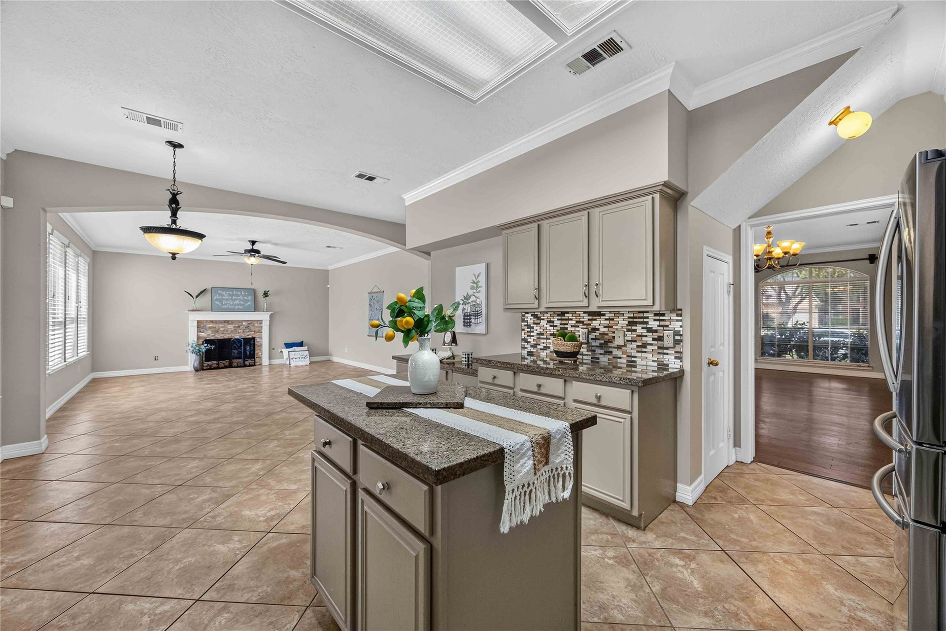 11618 Peachwood Lake Drive, Sugar Land, TX 77498 11618 Peachwood Lake Drive, Sugar Land, TX 77498