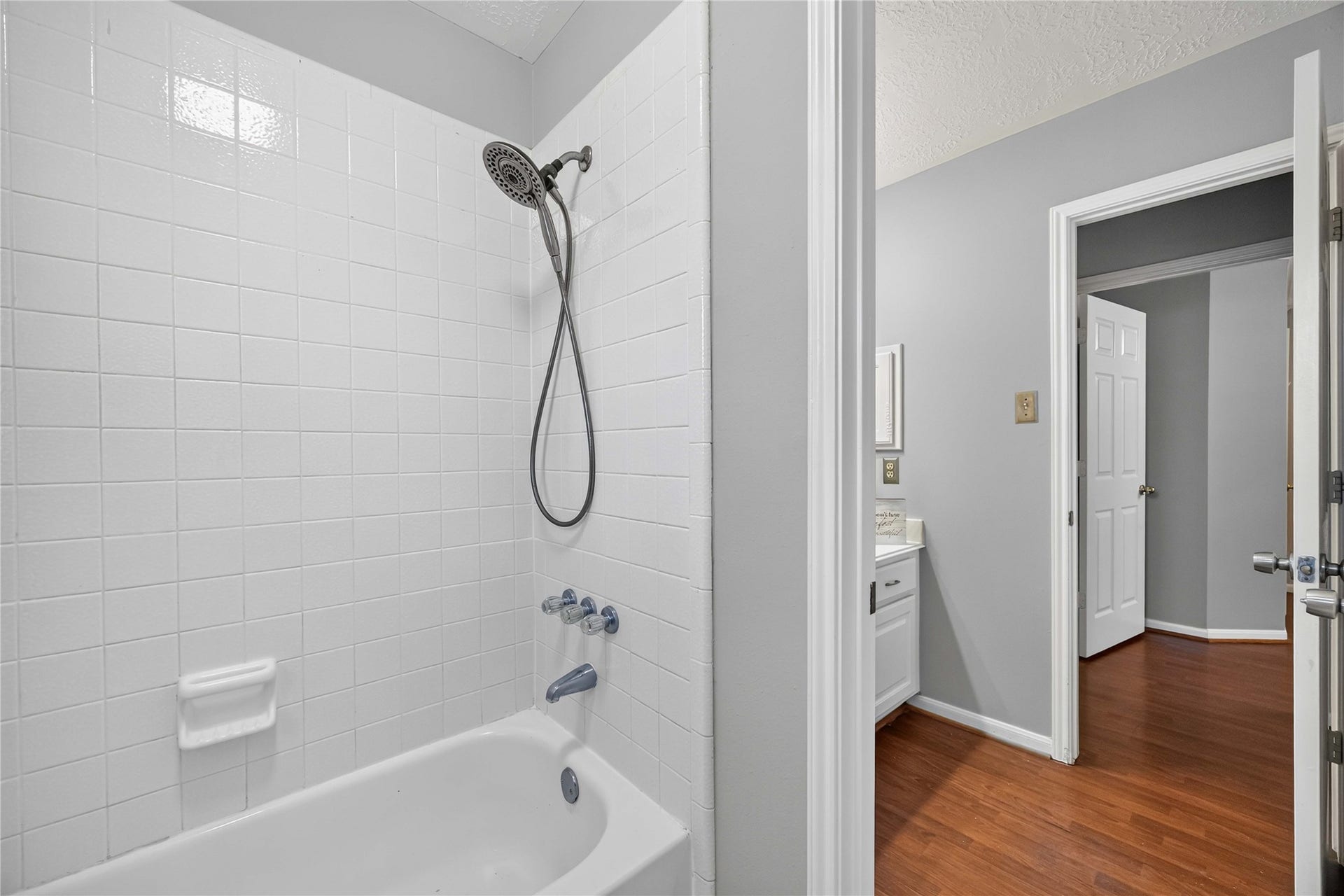 11618 Peachwood Lake Drive, Sugar Land, TX 77498 11618 Peachwood Lake Drive, Sugar Land, TX 77498