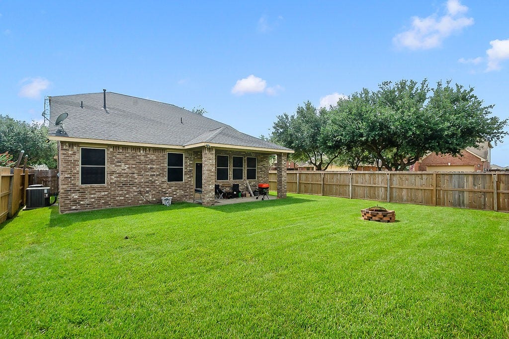 5201 Pale Sage Lane, Rosharon, TX 77583