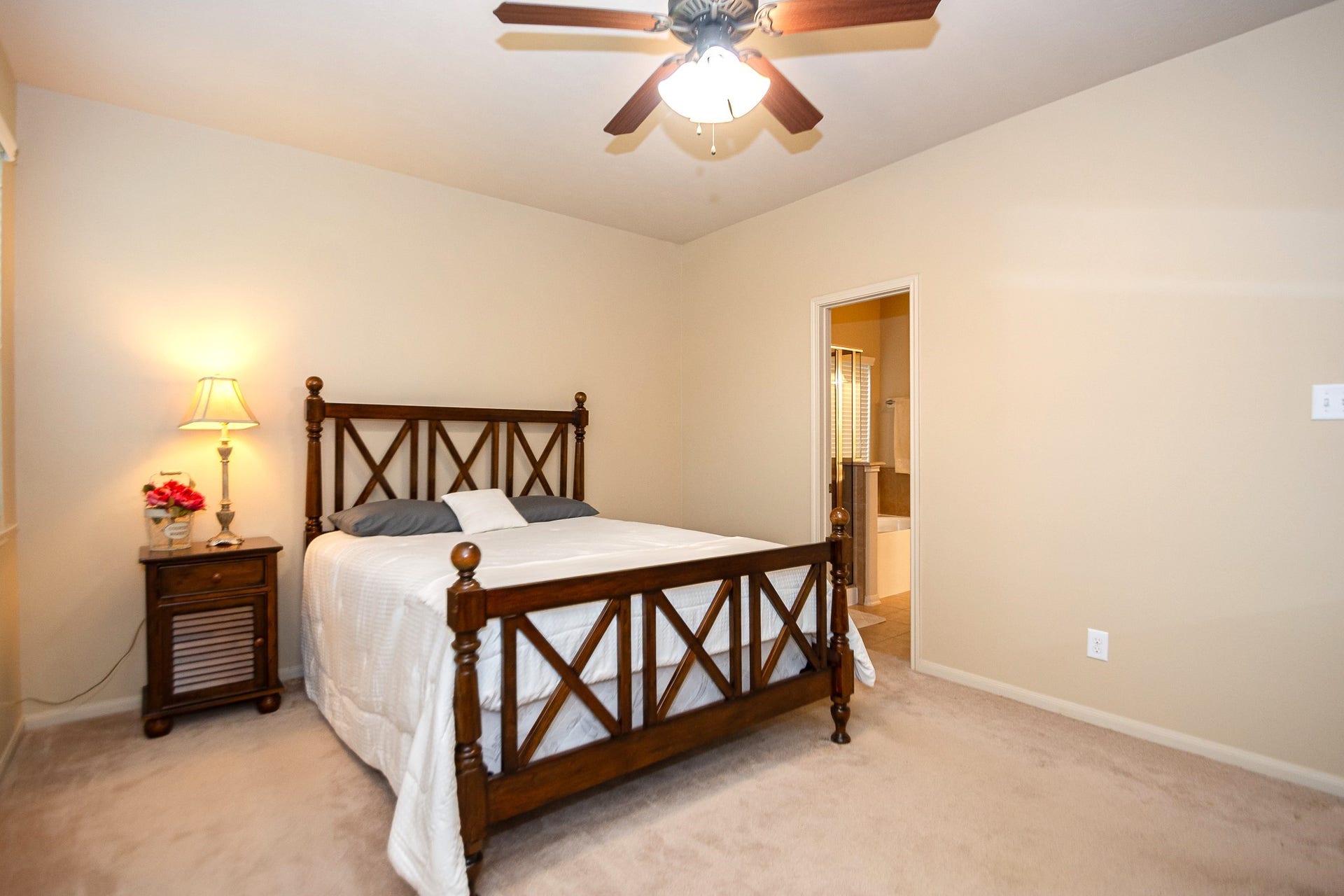 5201 Pale Sage Lane, Rosharon, TX 77583