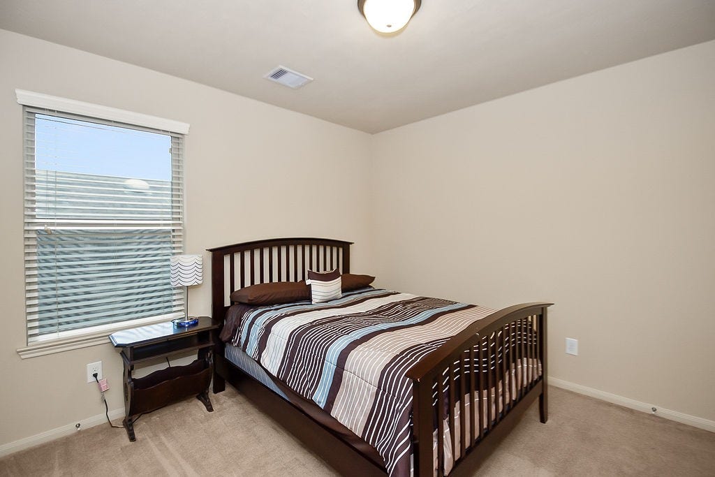 5201 Pale Sage Lane, Rosharon, TX 77583