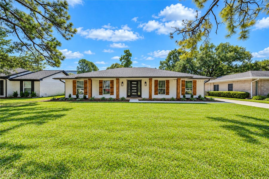 Property photo for 10607 Del Monte Drive, Houston, TX