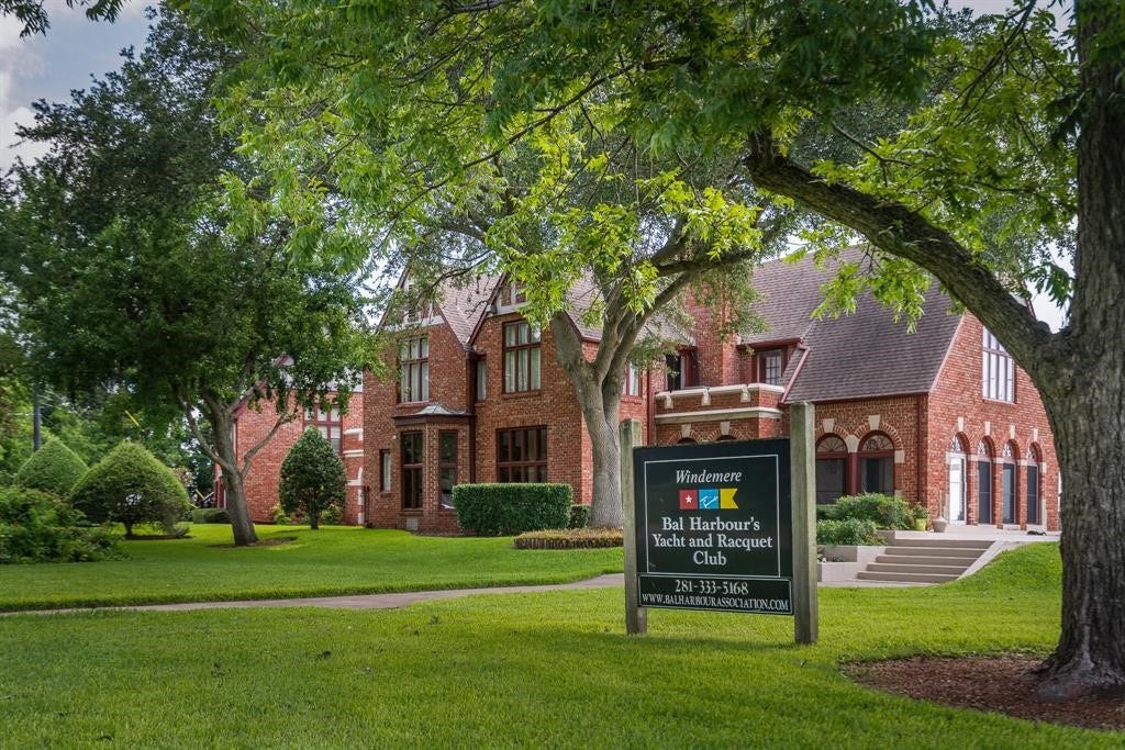 18214 Bal Harbour Drive, Nassau Bay, TX 77058 Historic Windemere Mansion adds a distinctive touch to the Bal Harbour community! Originally built in 1929 as the home of a Hughes Tool Company executive, this stately brick residence is now owned by the Bal Harbour Association and available for private events and gatherings by reservation.