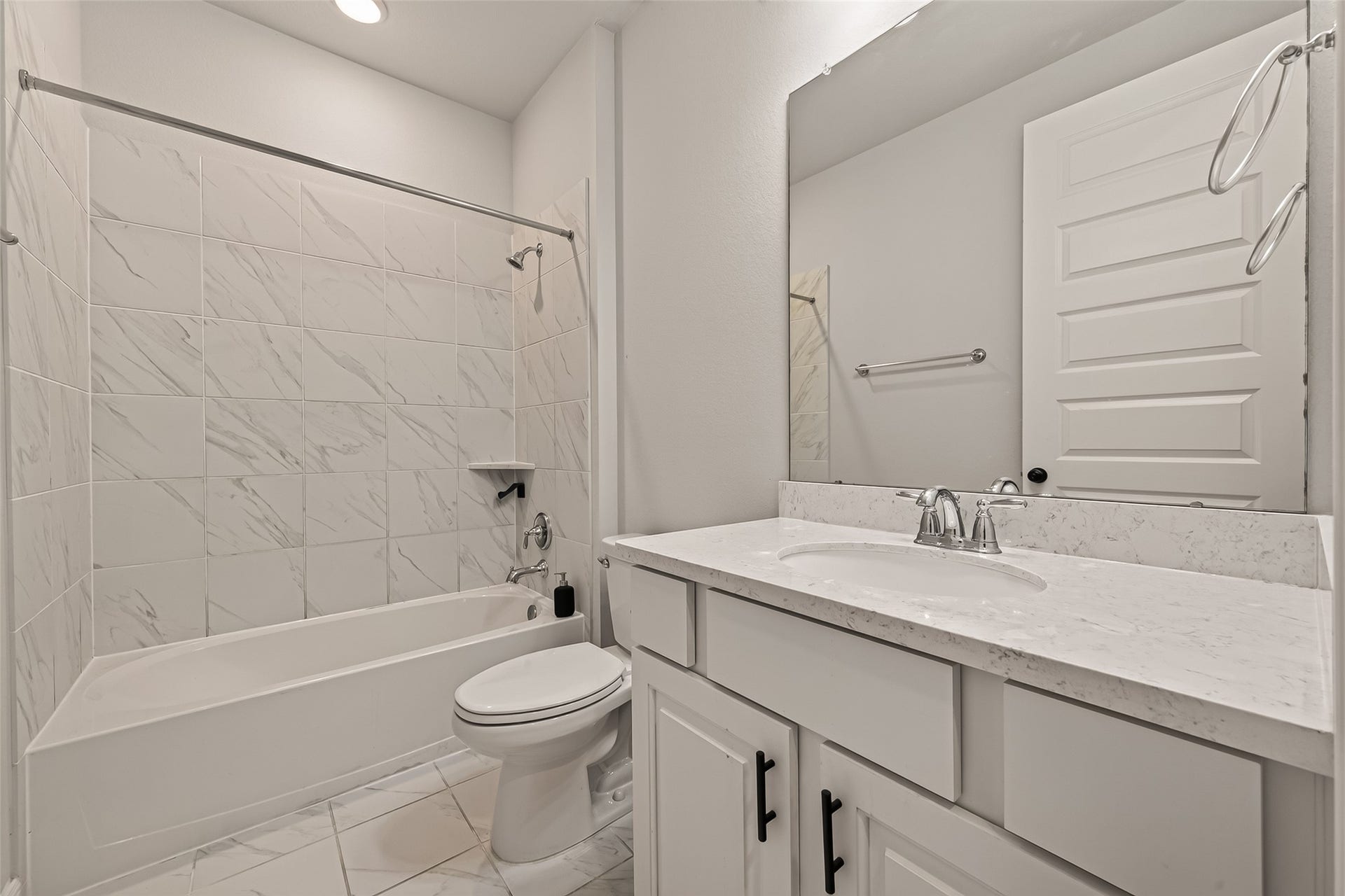 8522 Belfast Manor Ln, Richmond, TX 77407