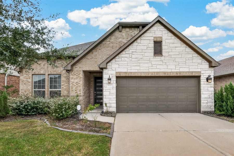 Property photo for 8522 Belfast Manor Ln, Richmond, TX