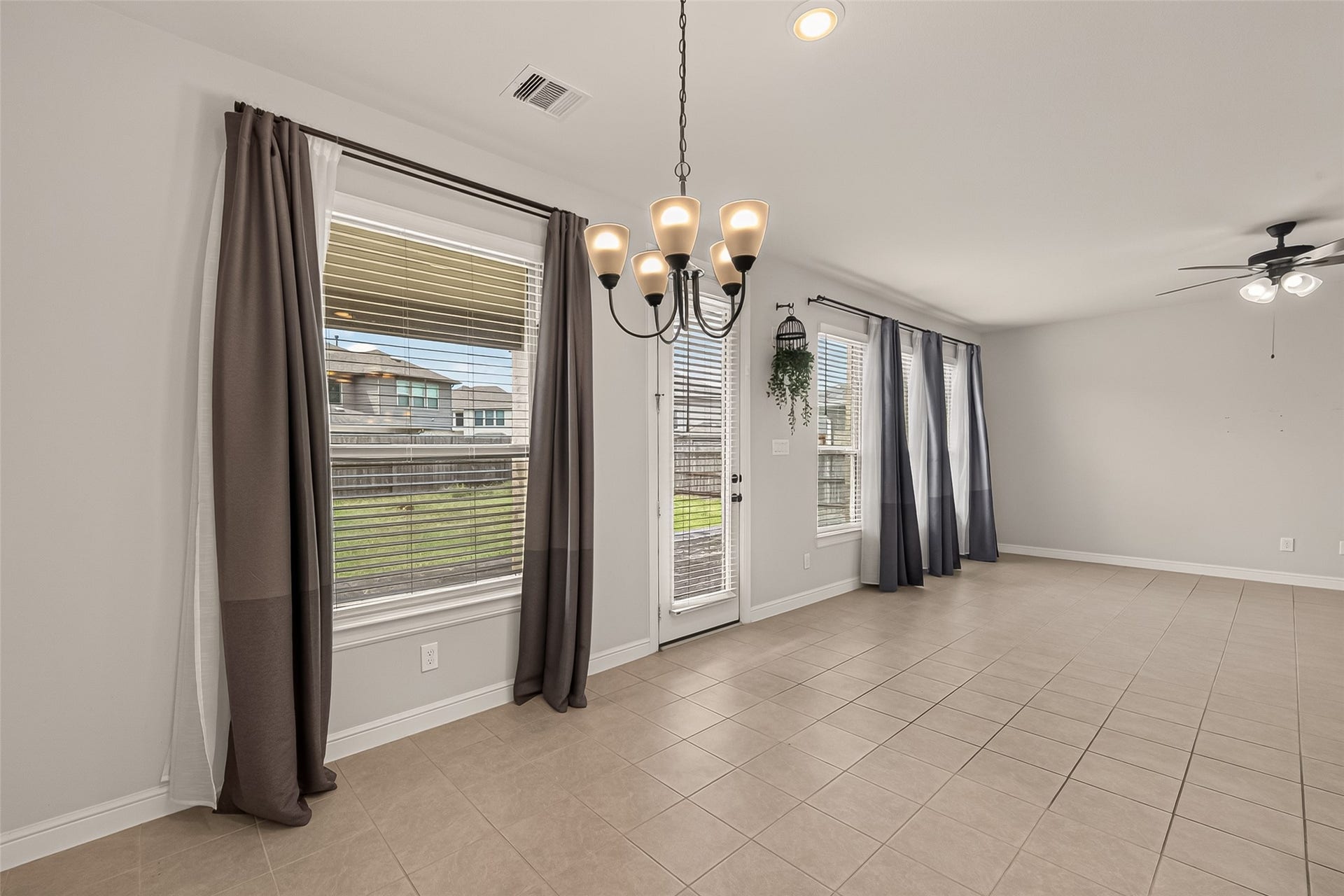 8522 Belfast Manor Ln, Richmond, TX 77407