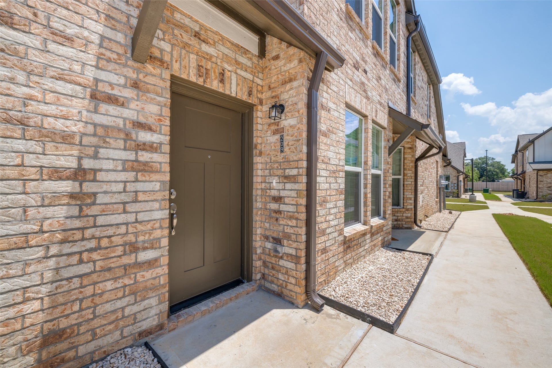 209 Park Place Circle, #C, Waller, TX 77484