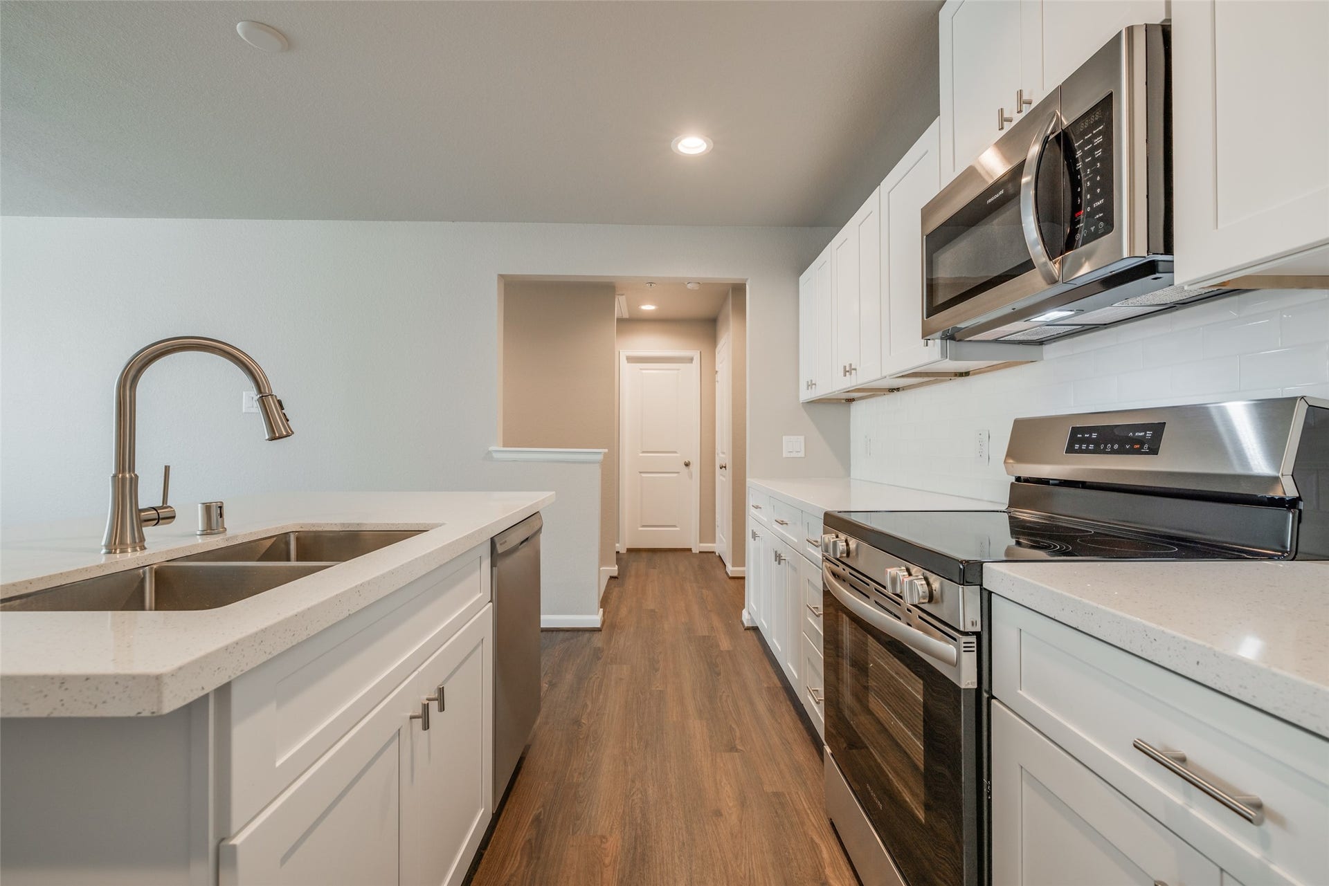 209 Park Place Circle, #C, Waller, TX 77484