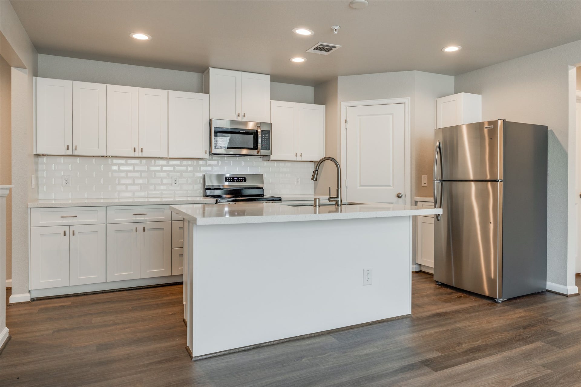 209 Park Place Circle, #C, Waller, TX 77484