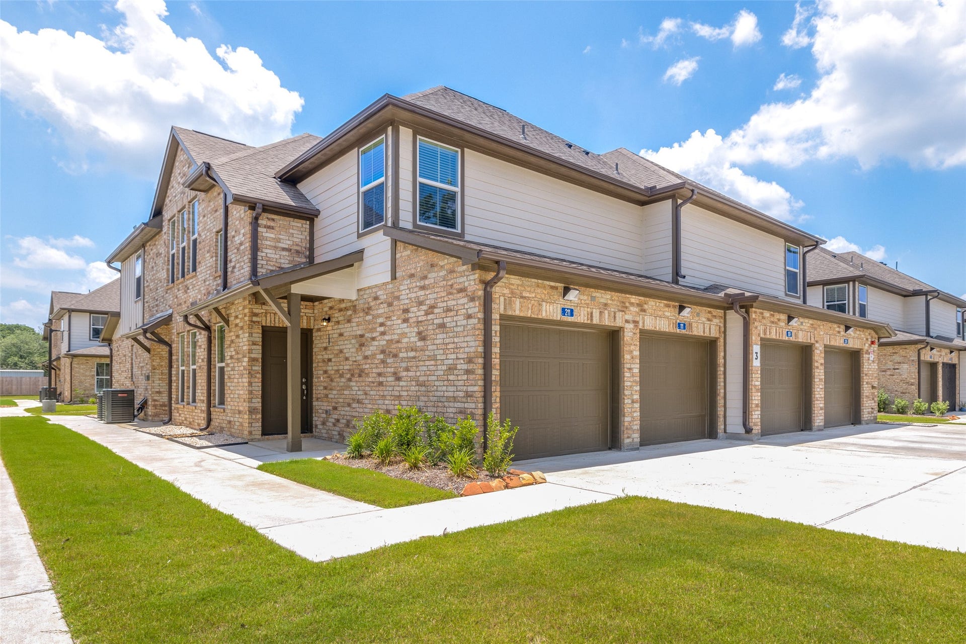 209 Park Place Circle, #C, Waller, TX 77484