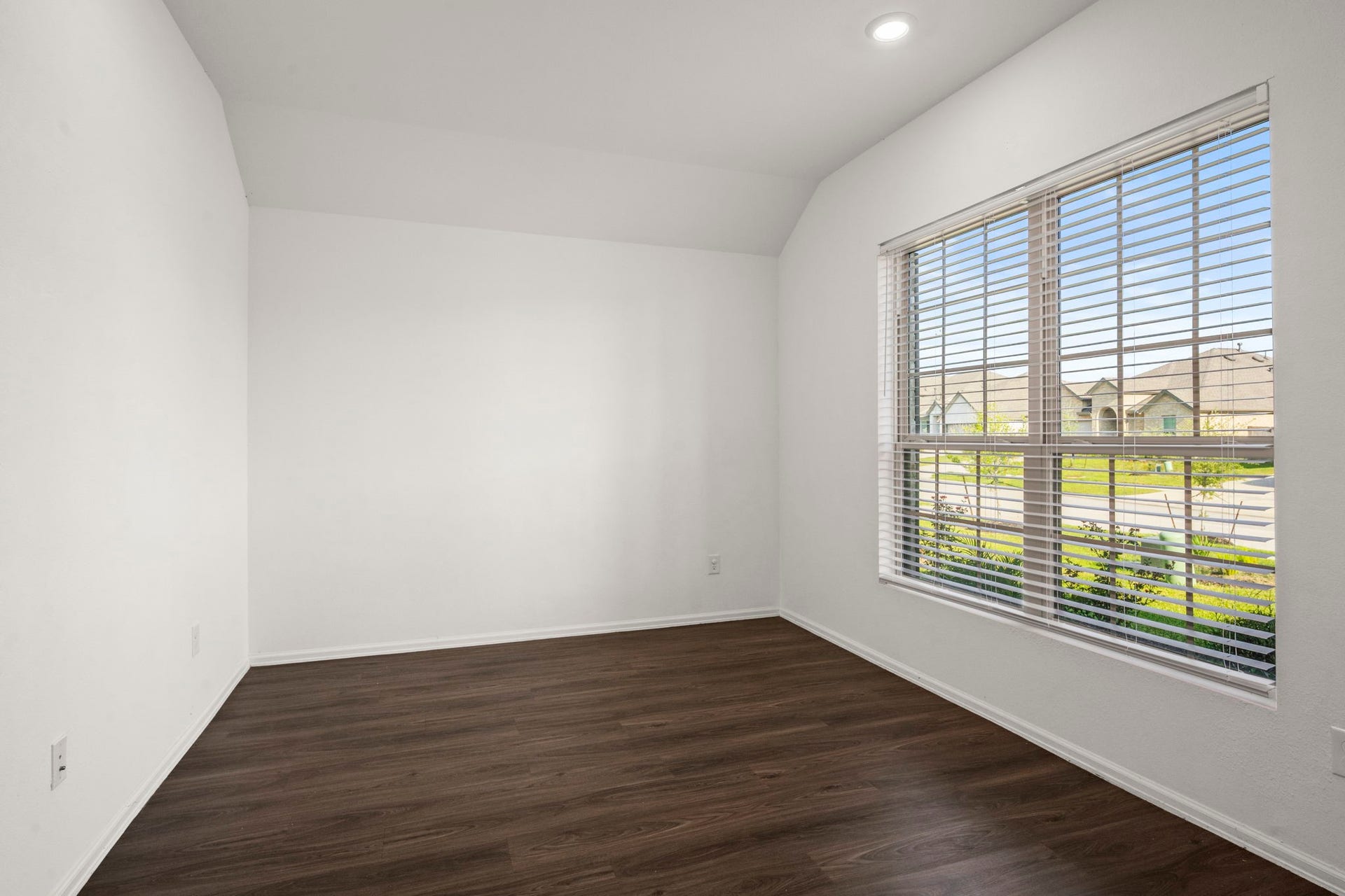23527 Marble Pass Trace, New Caney, TX 77357 Office