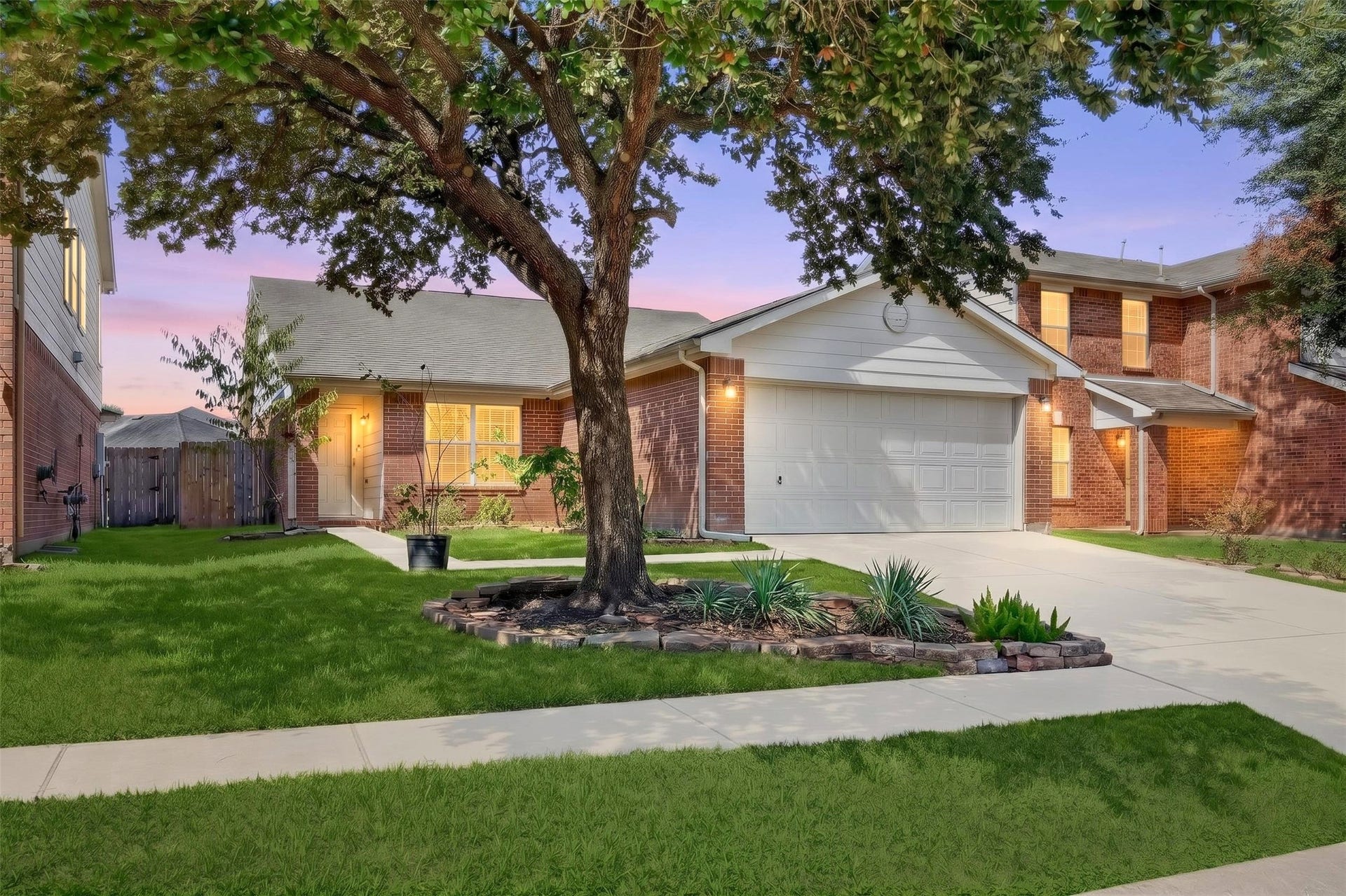 5743 Roehampton Court, Houston, TX 77084 5743 Roehampton Court, Houston, TX 77084