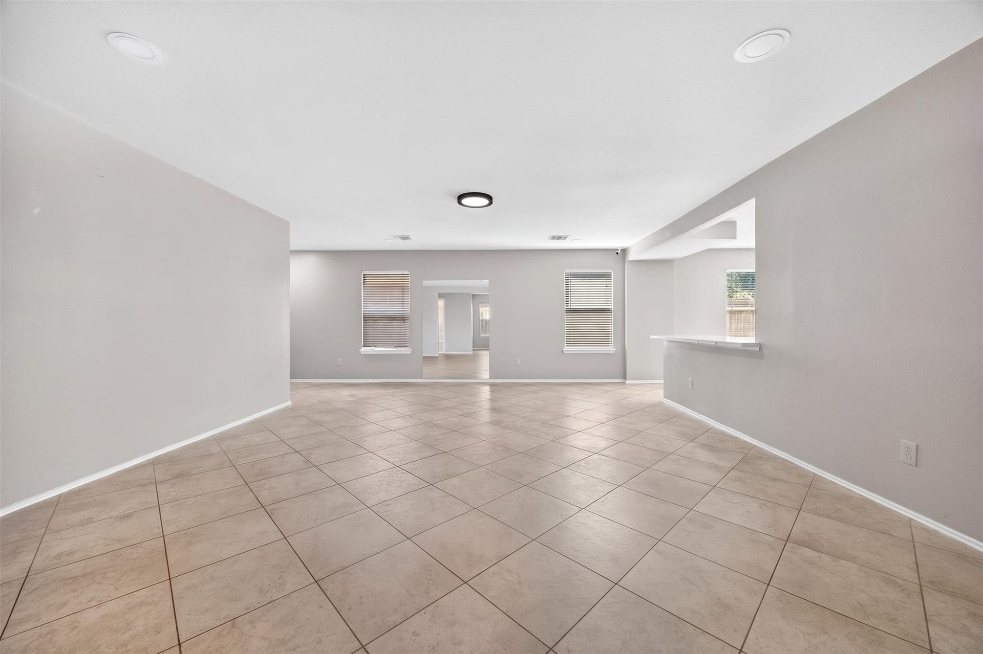 5743 Roehampton Court, Houston, TX 77084 5743 Roehampton Court, Houston, TX 77084