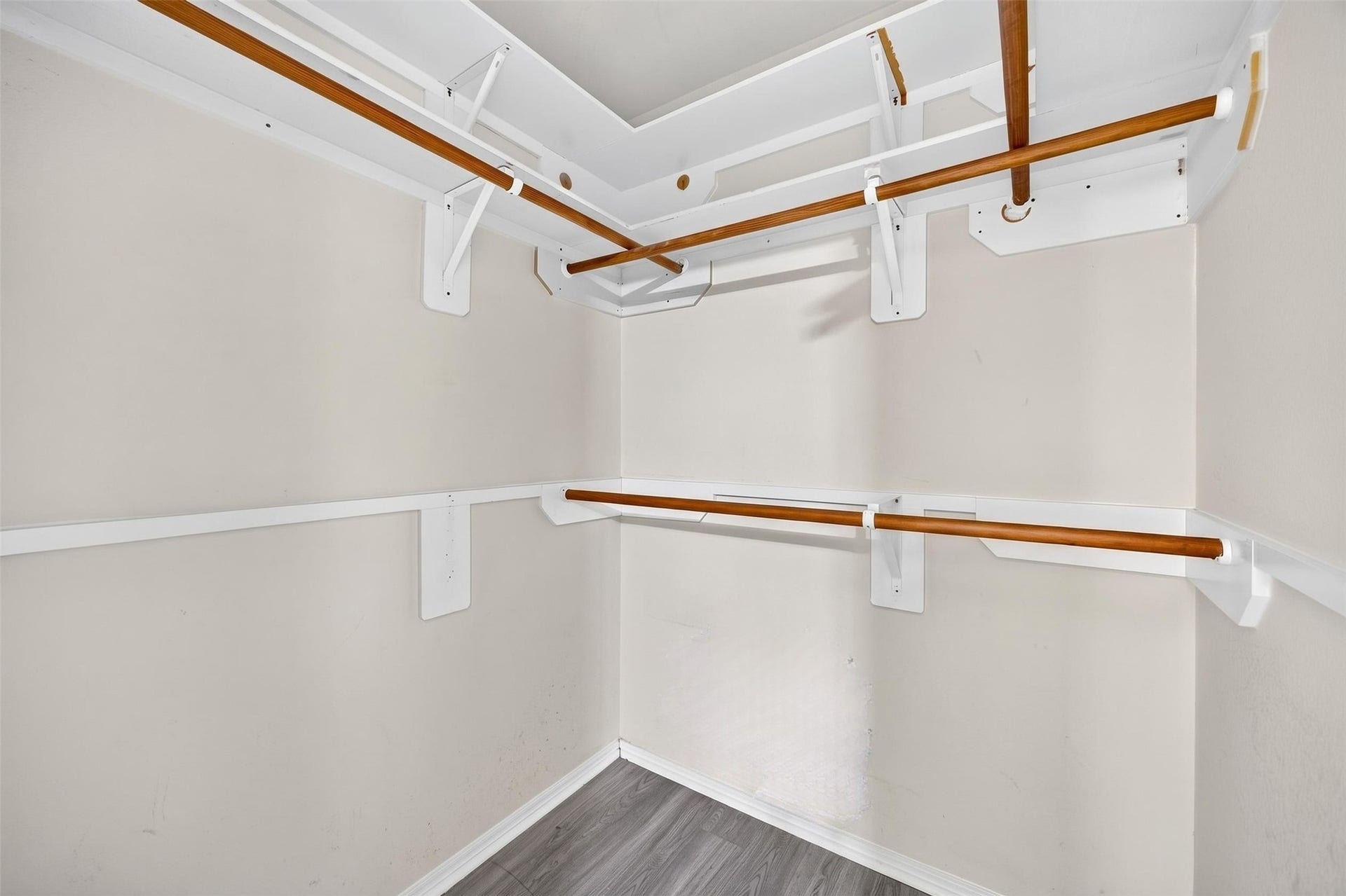 5743 Roehampton Court, Houston, TX 77084 5743 Roehampton Court, Houston, TX 77084