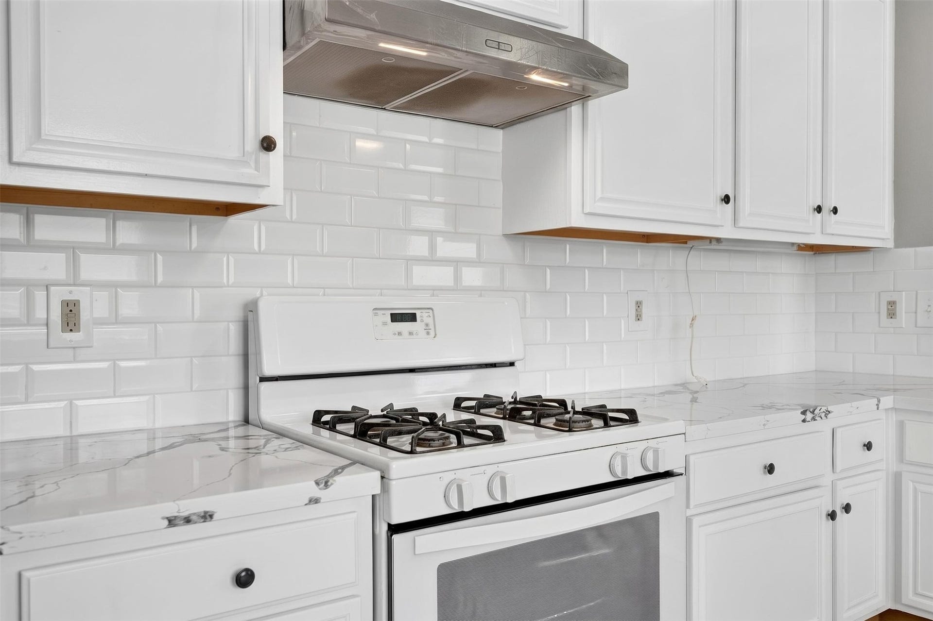 5743 Roehampton Court, Houston, TX 77084 5743 Roehampton Court, Houston, TX 77084