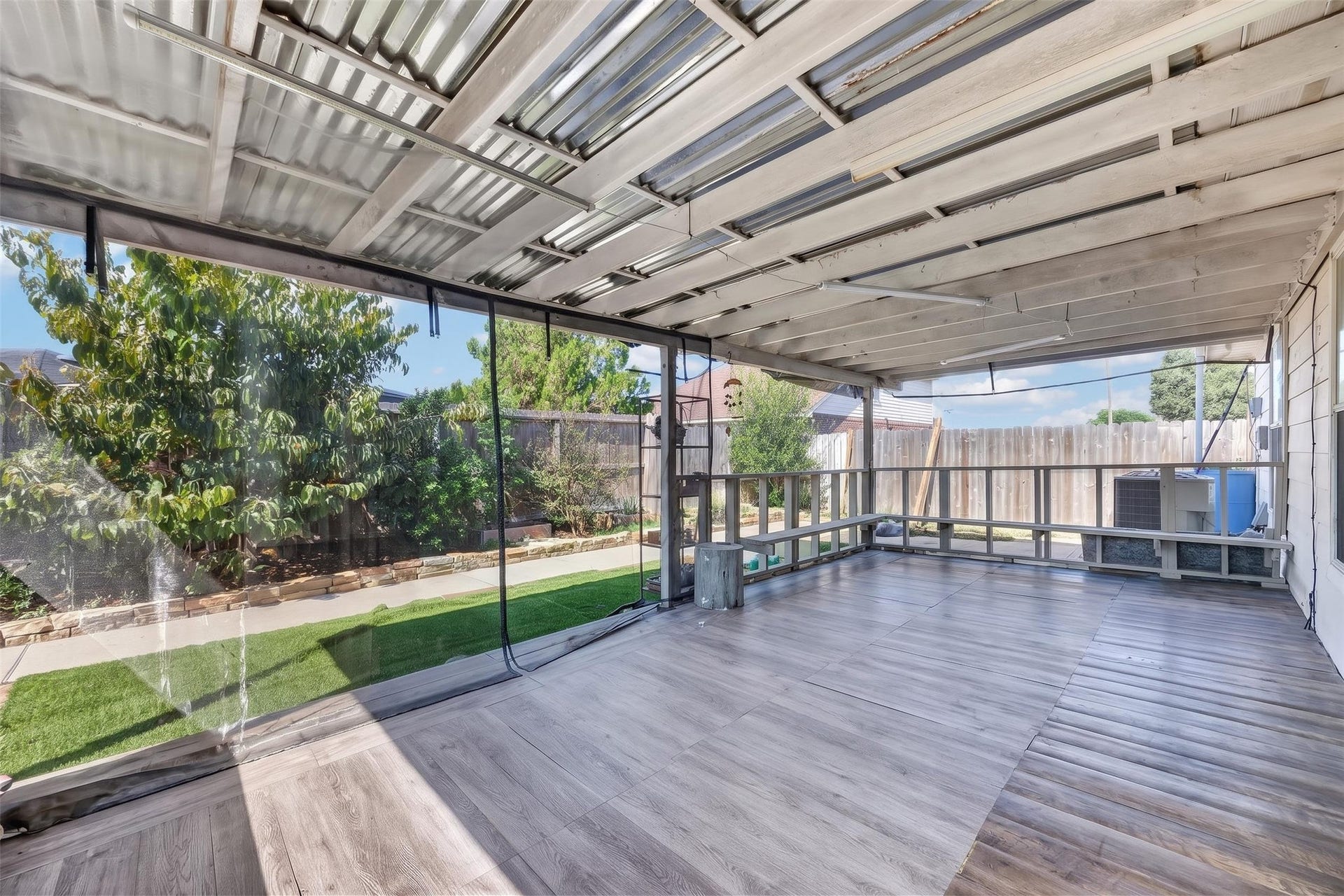 5743 Roehampton Court, Houston, TX 77084 5743 Roehampton Court, Houston, TX 77084