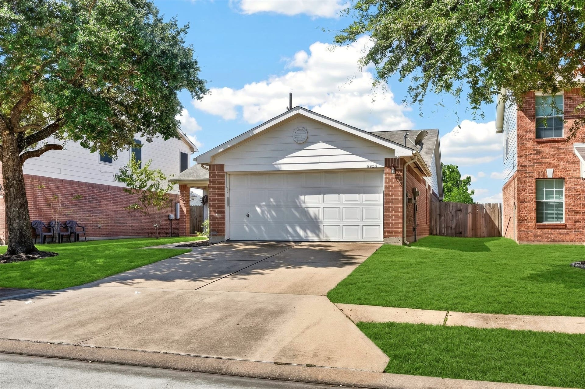 5743 Roehampton Court, Houston, TX 77084 5743 Roehampton Court, Houston, TX 77084
