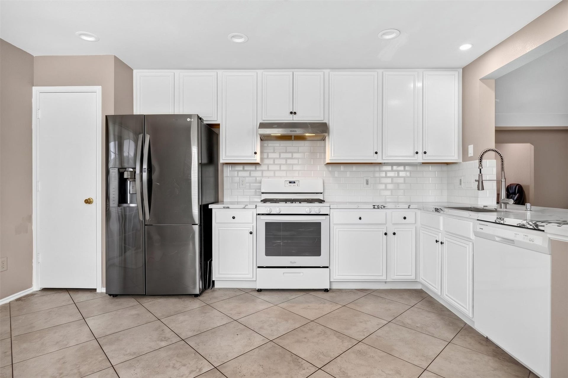 5743 Roehampton Court, Houston, TX 77084 5743 Roehampton Court, Houston, TX 77084