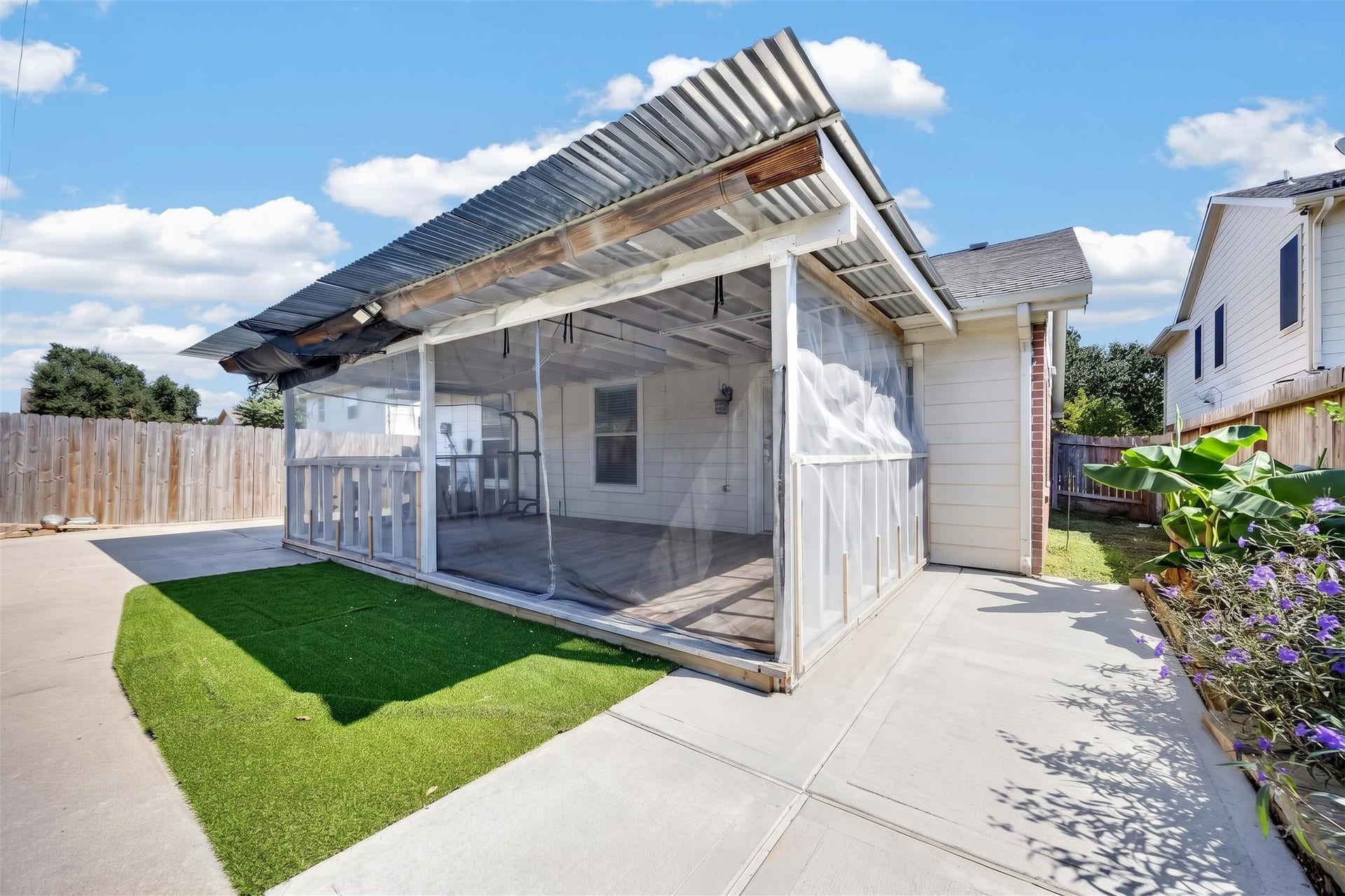 5743 Roehampton Court, Houston, TX 77084 5743 Roehampton Court, Houston, TX 77084