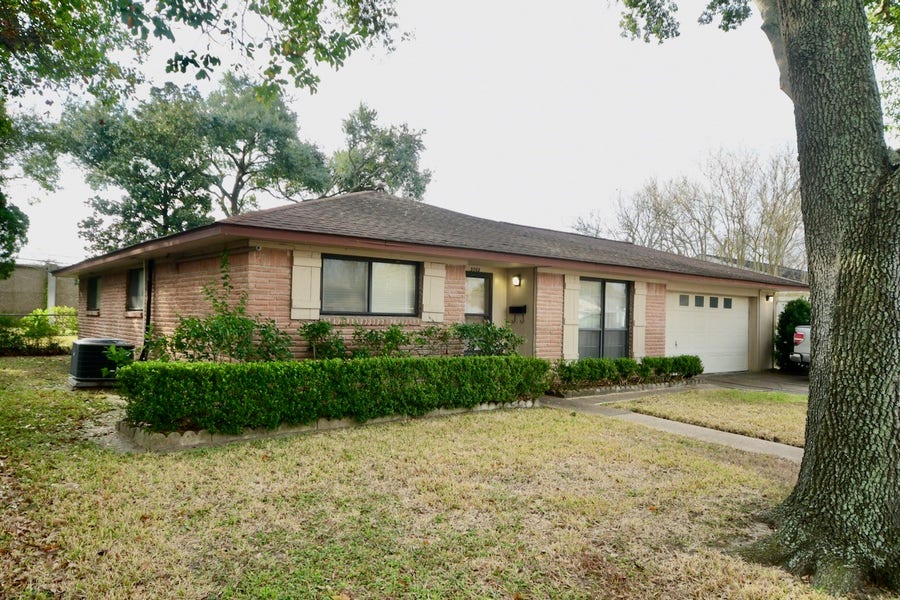 Property photo for 5703 Greencraig Drive, Houston, TX
