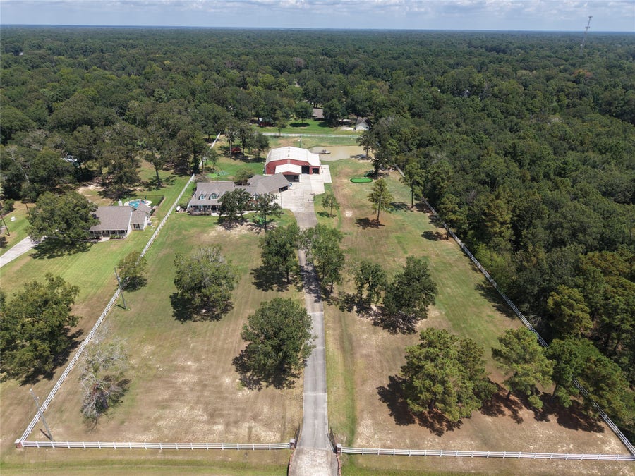 Property photo for 1111 Valley Commons Drive, Huffman, TX